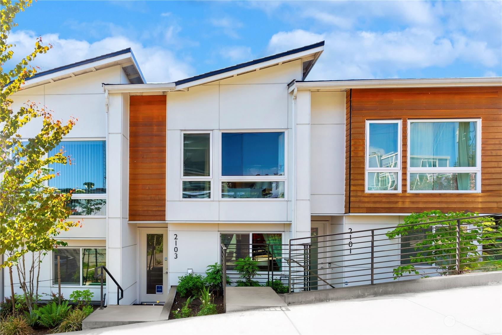 2103 88TH STREET, SEATTLE, Washington, 98115, United States, 2 Bedrooms Bedrooms, ,3 BathroomsBathrooms,Residential,For Sale,2103 88TH STREET,1620735