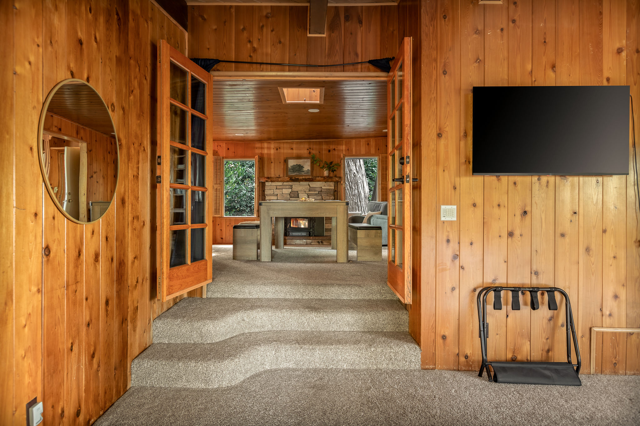  24251 Great View Drive, Crestline, CA 92325 - 物件實景