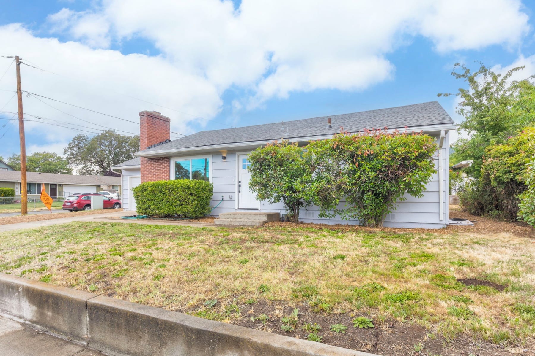  1202 NE A Street Grants Pass, OR 97526 - 物件實景