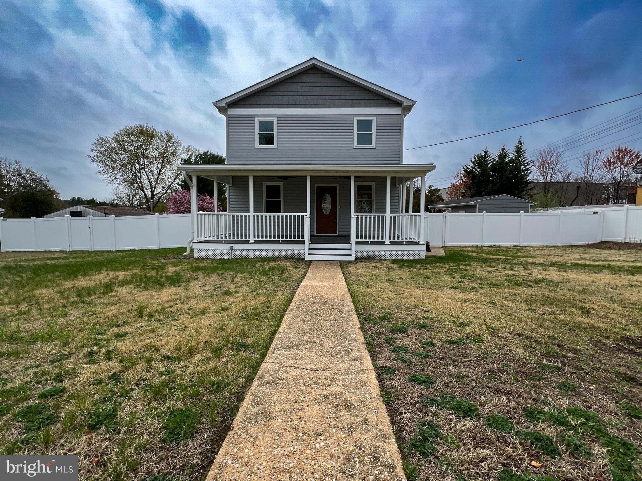 PASADENA, Maryland, 21122, United States, 4 Bedrooms Bedrooms, ,4 BathroomsBathrooms,Residential,For Sale,1975011