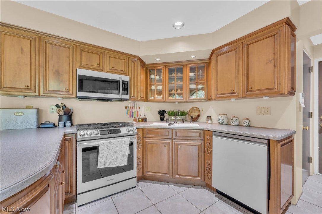 Howland, Ohio, 44484, United States, 4 Bedrooms Bedrooms, ,3 BathroomsBathrooms,Residential,For Sale,2048047