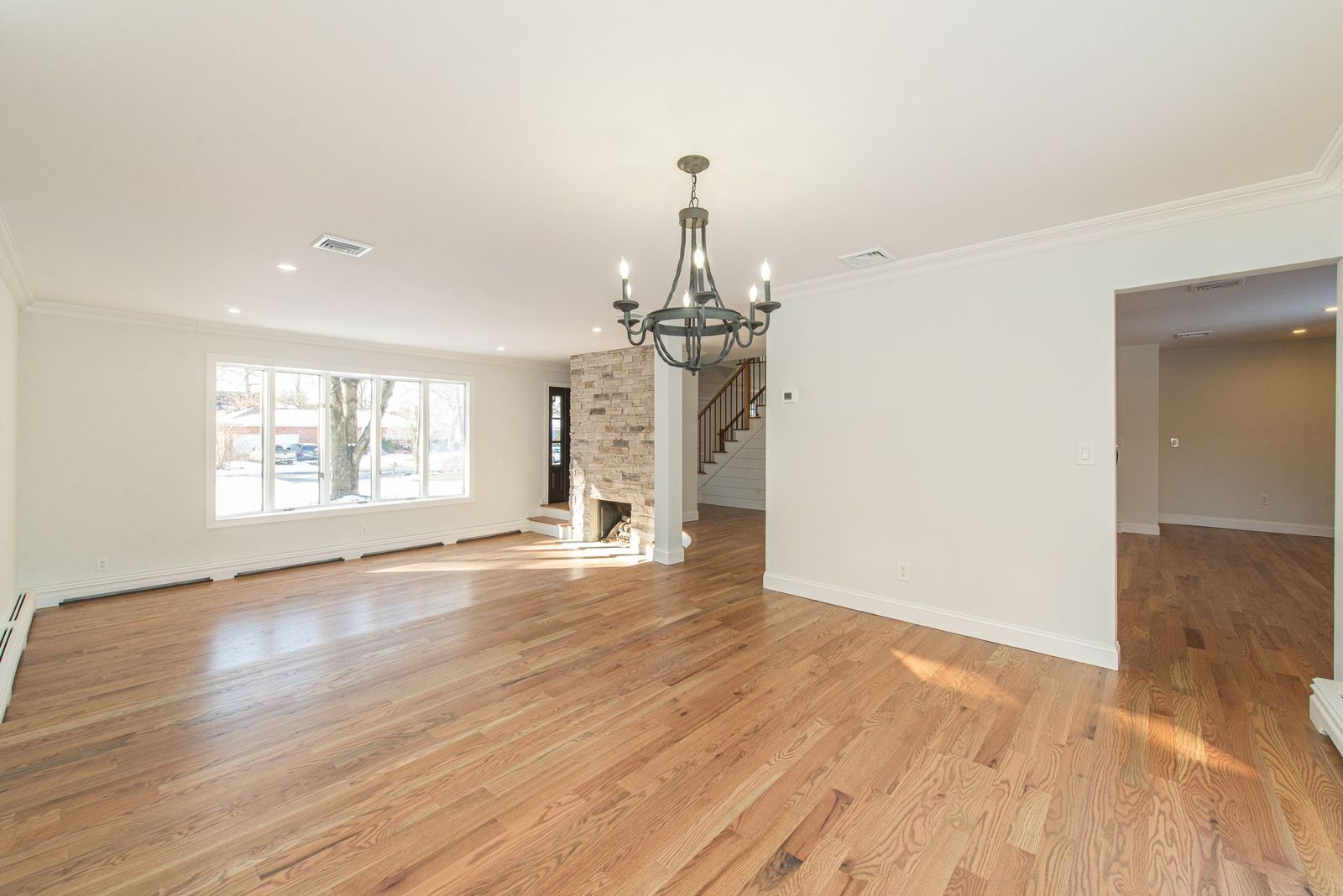 Fairfield, New Jersey, 07004, United States, 4 Bedrooms Bedrooms, ,5 BathroomsBathrooms,Residential,For Sale,2005992