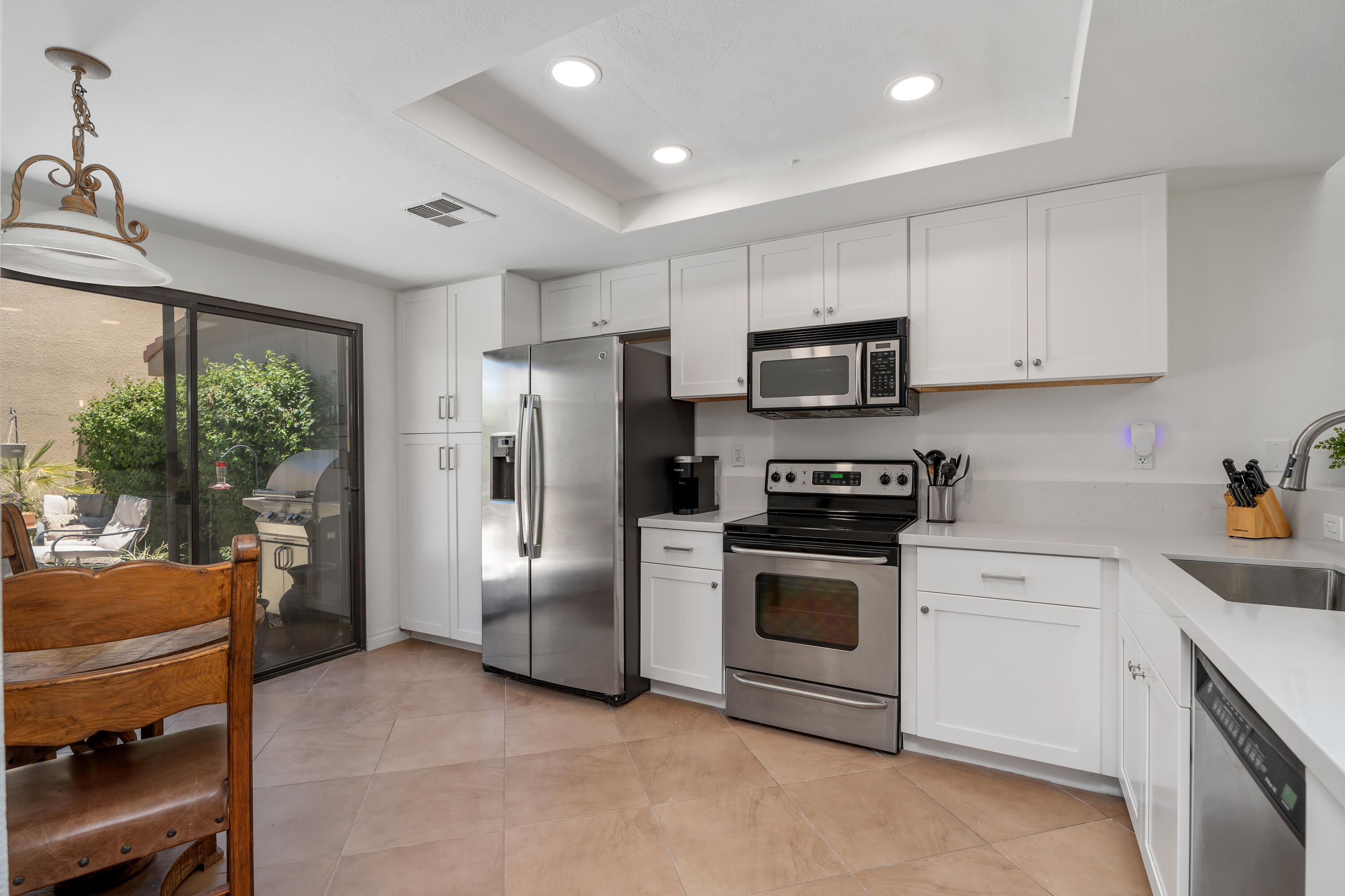 Palm Desert, California, 92211, United States, 2 Bedrooms Bedrooms, ,2 BathroomsBathrooms,Residential,For Sale,1938560