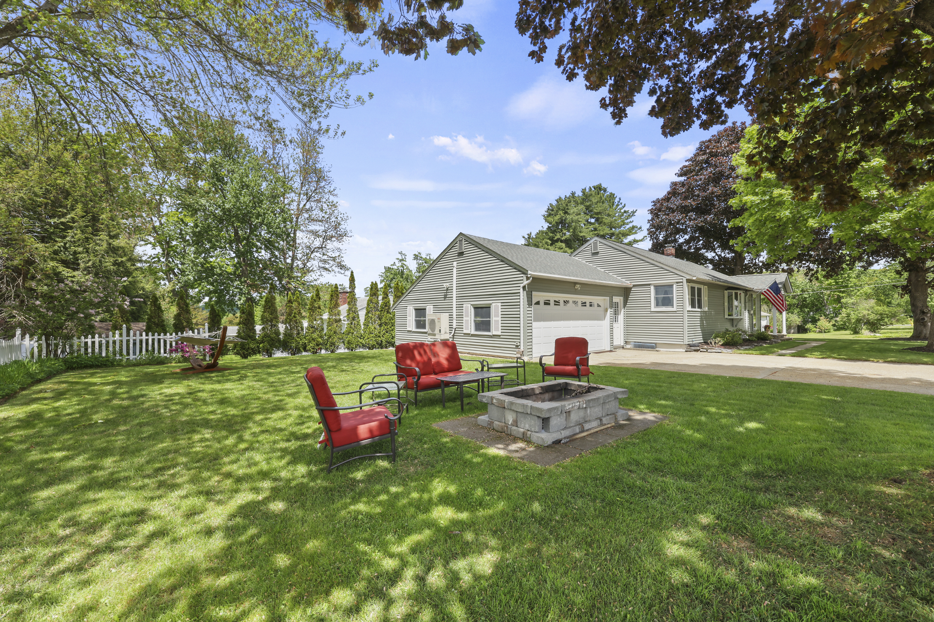  Updated 3BR Ranch on Corner Lot Near Trails & Shopping - 物件實景