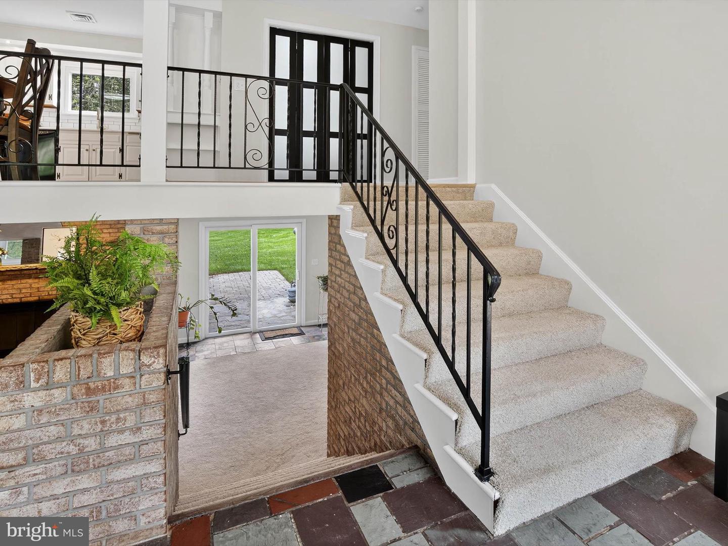 Lancaster, Pennsylvania, 17601, United States, 4 Bedrooms Bedrooms, ,3 BathroomsBathrooms,Residential,For Sale,2003108