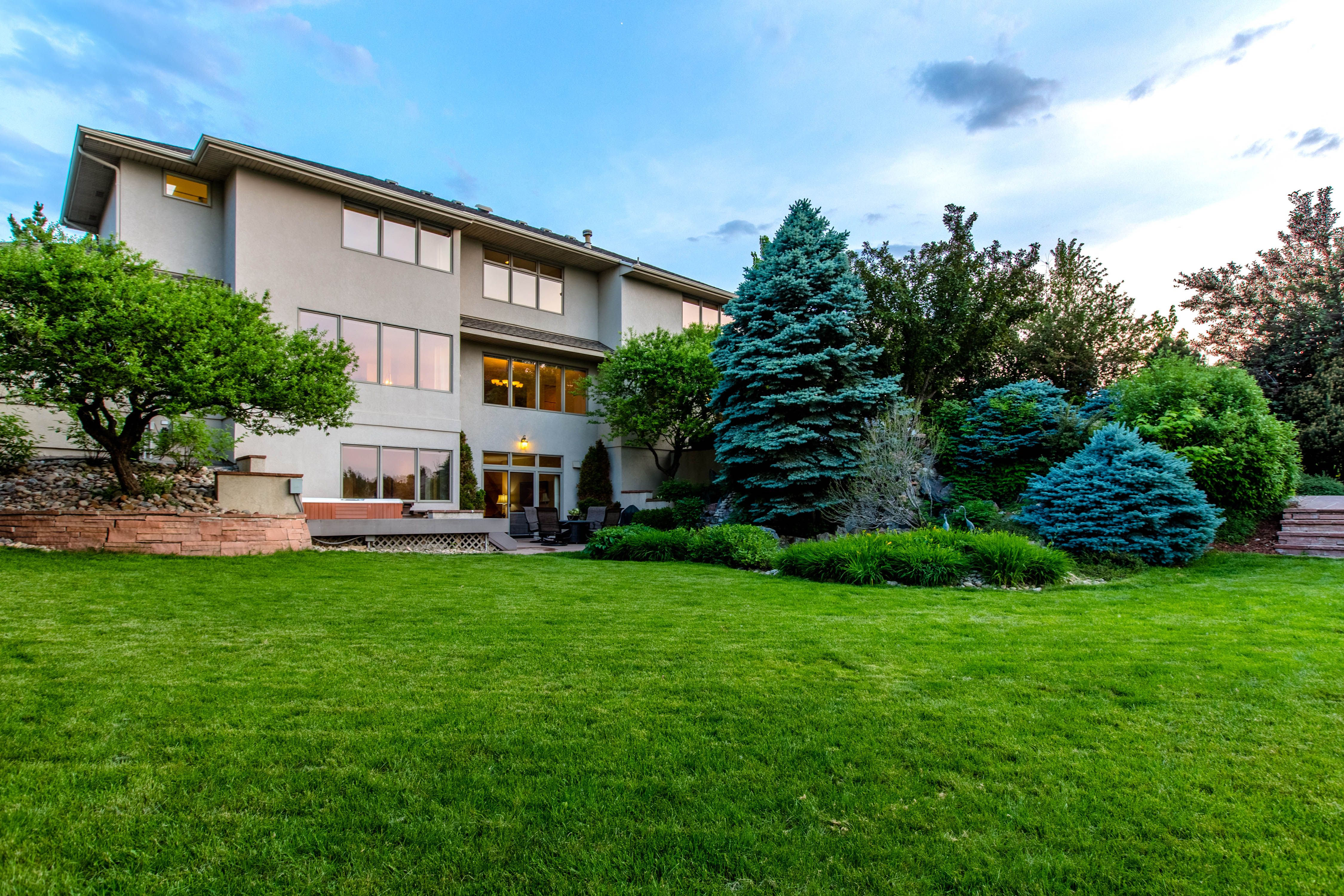  Timeless Waterfront Home With Beautiful Views - 物件實景