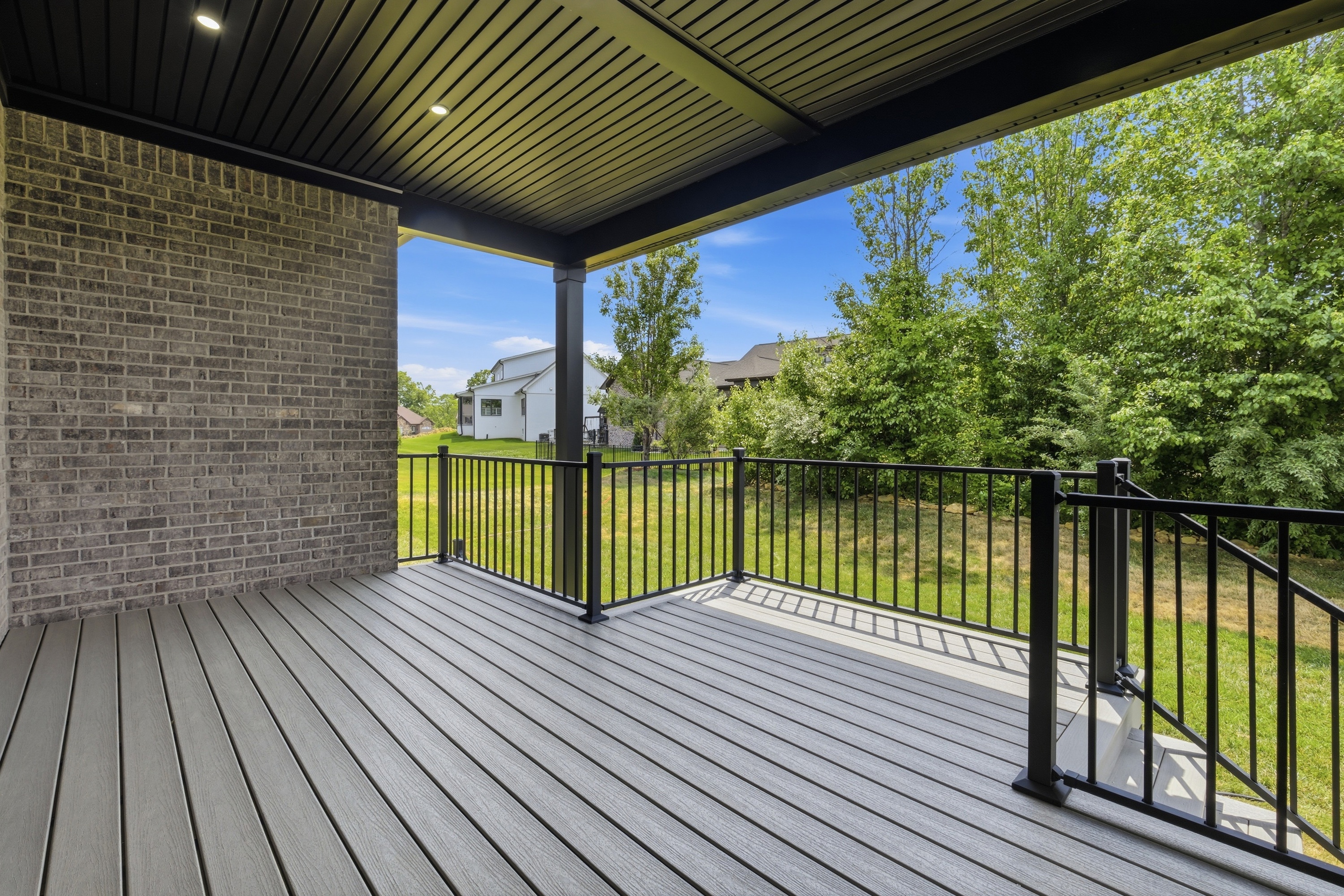  3212 Grand Lakes Drive, Louisville, KY 40299 - 物件實景