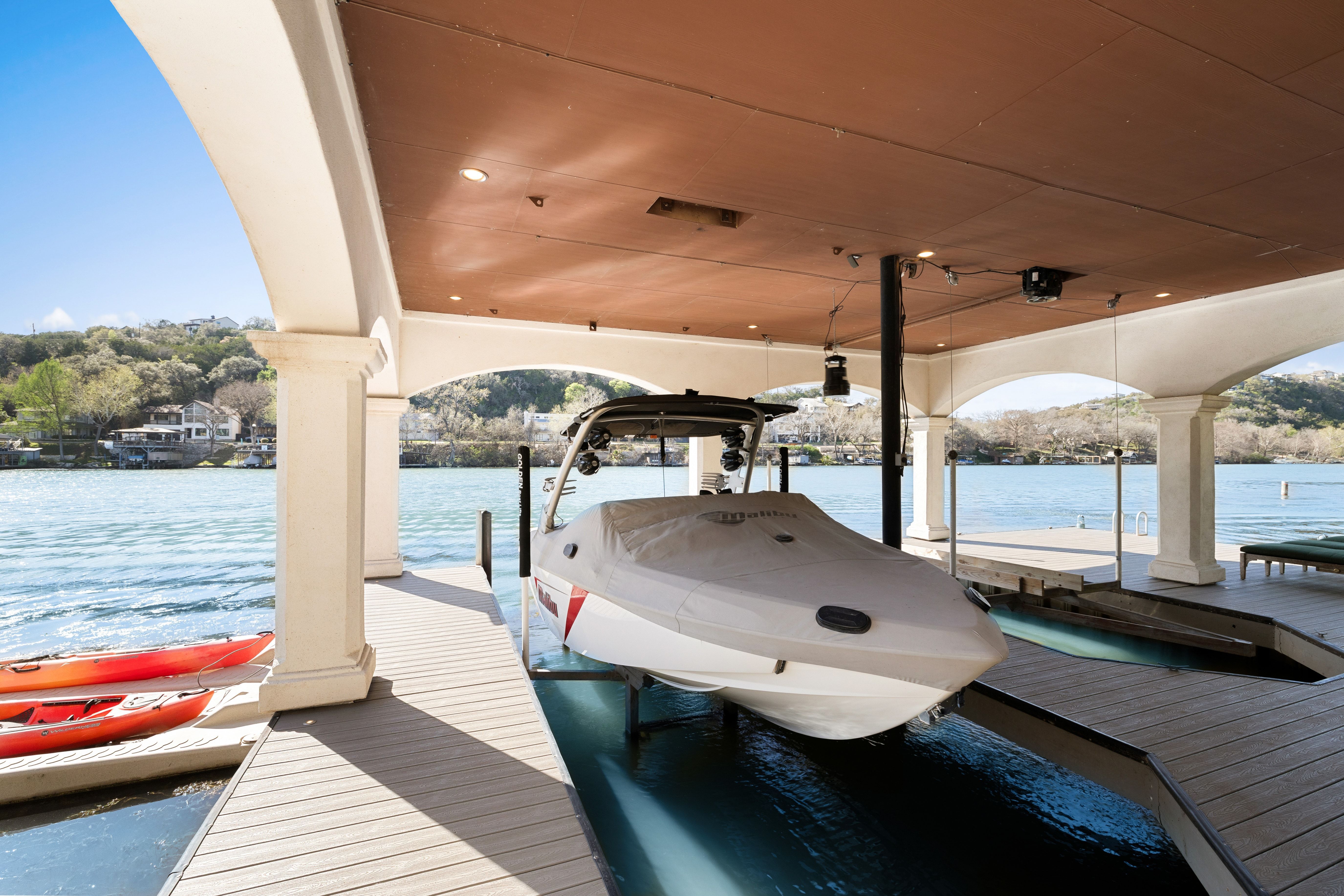  Butterfly Beach on Lake Austin - 物件實景
