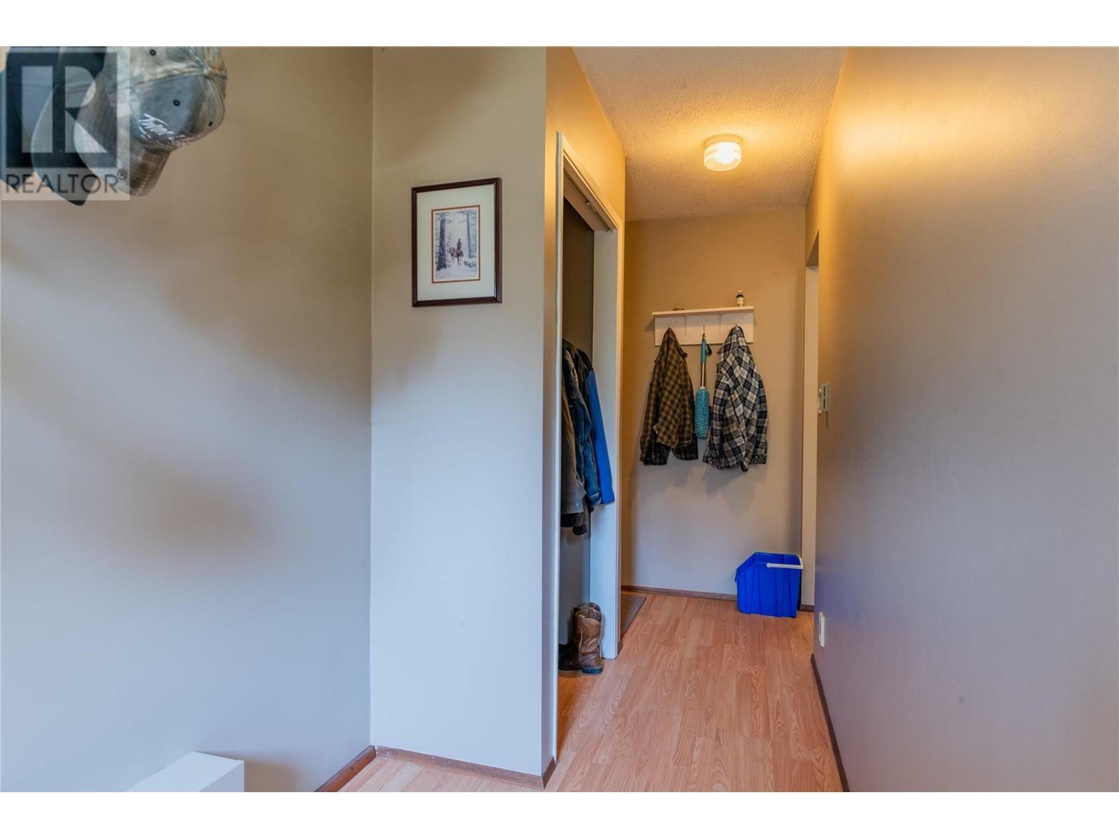 WINLAW, British Columbia, V0G 2J0, CA, 3 Bedrooms Bedrooms, ,2 BathroomsBathrooms,Residential,For Sale,1839031