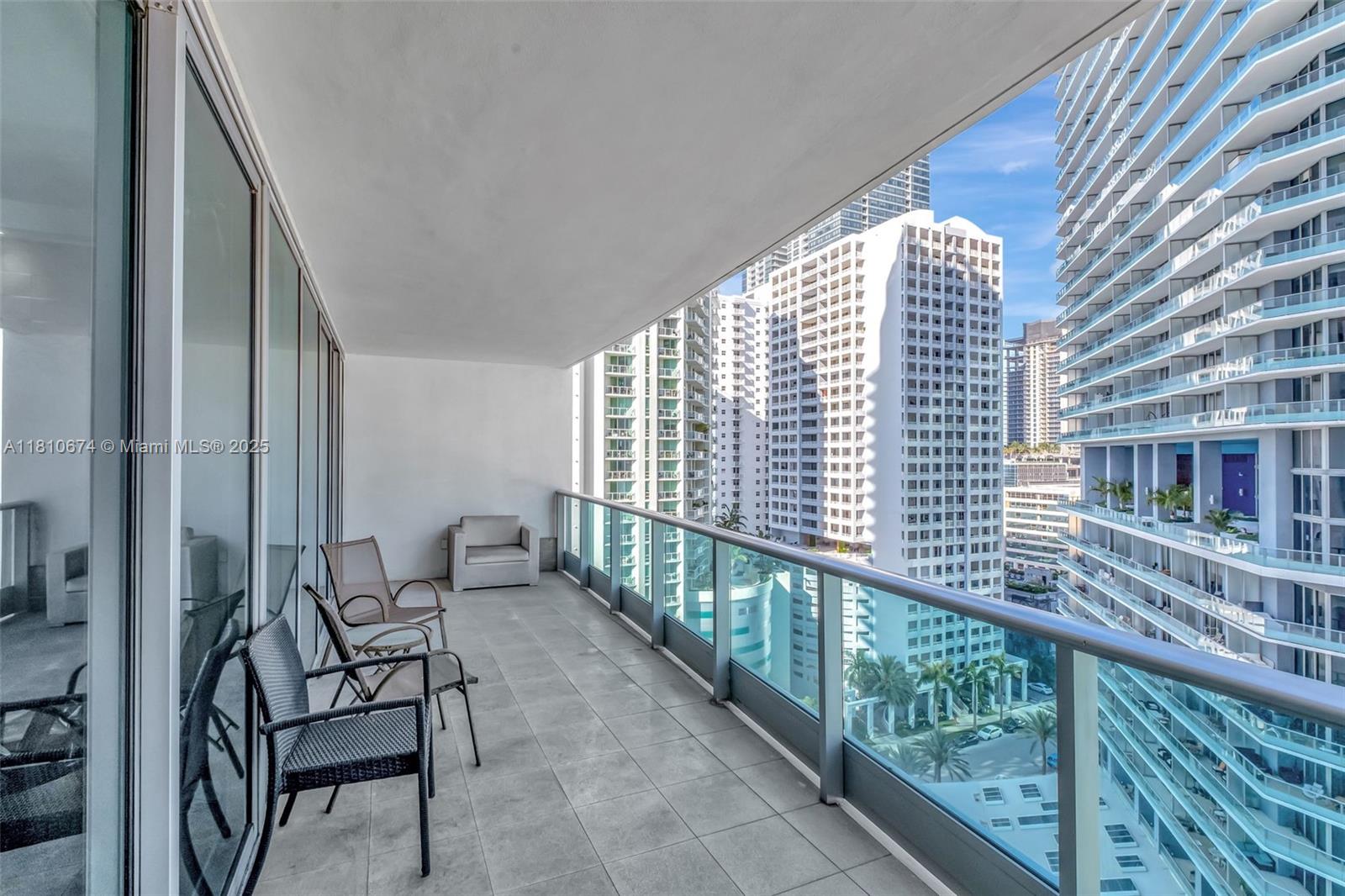 Miami, Florida, 33131, United States, 1 Bedroom Bedrooms, ,1 BathroomBathrooms,Residential,For Sale,1837622