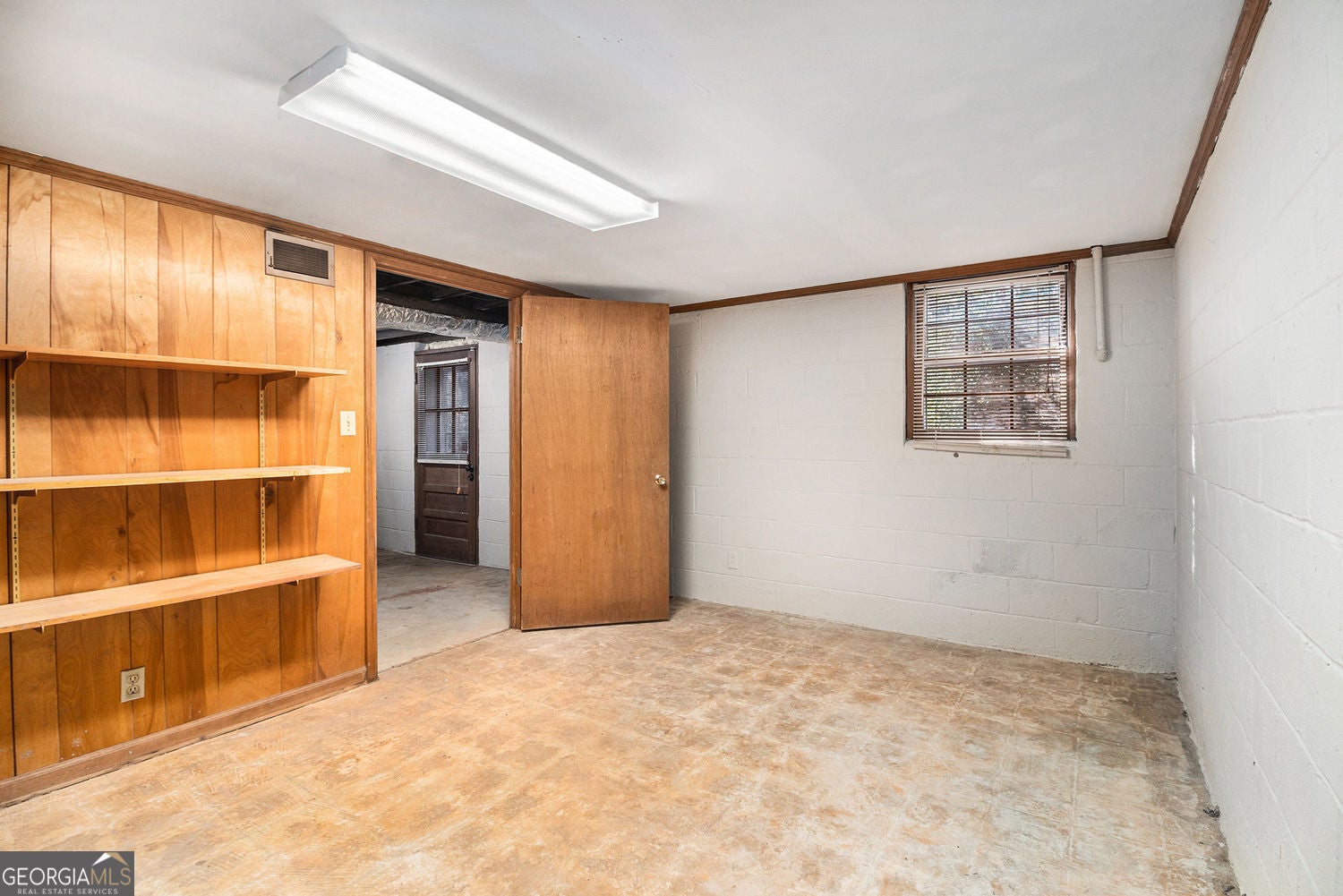 Tucker, Georgia, 30084, United States, 3 Bedrooms Bedrooms, ,2 BathroomsBathrooms,Residential,For Sale,1992520