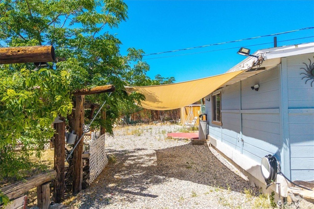 Morongo Valley, California, 92256, United States, 2 Bedrooms Bedrooms, ,2 BathroomsBathrooms,Residential,For Sale,1819780