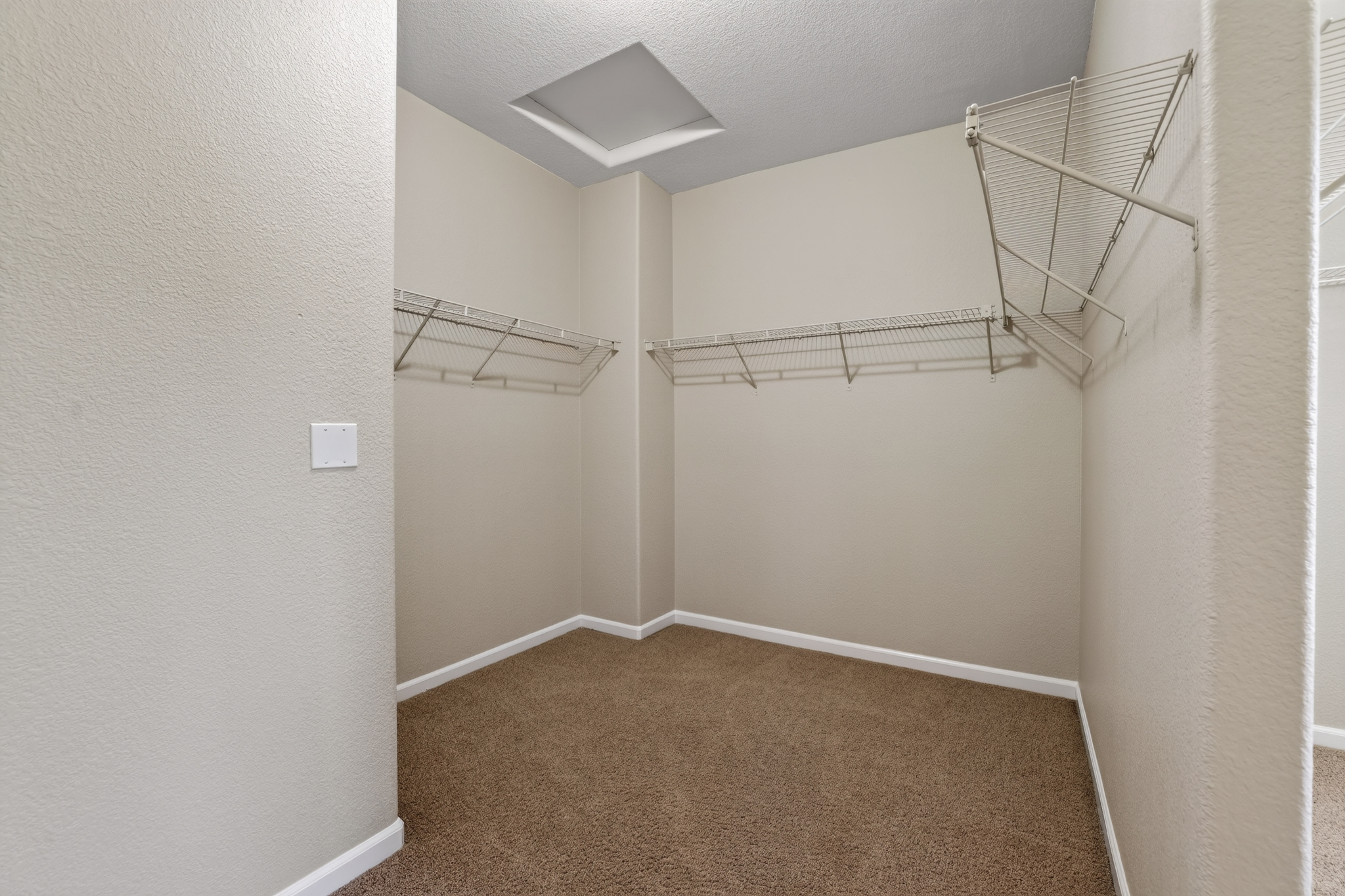  2519 Parkcrest Way, Roseville, CA, 95747 - 物件實景