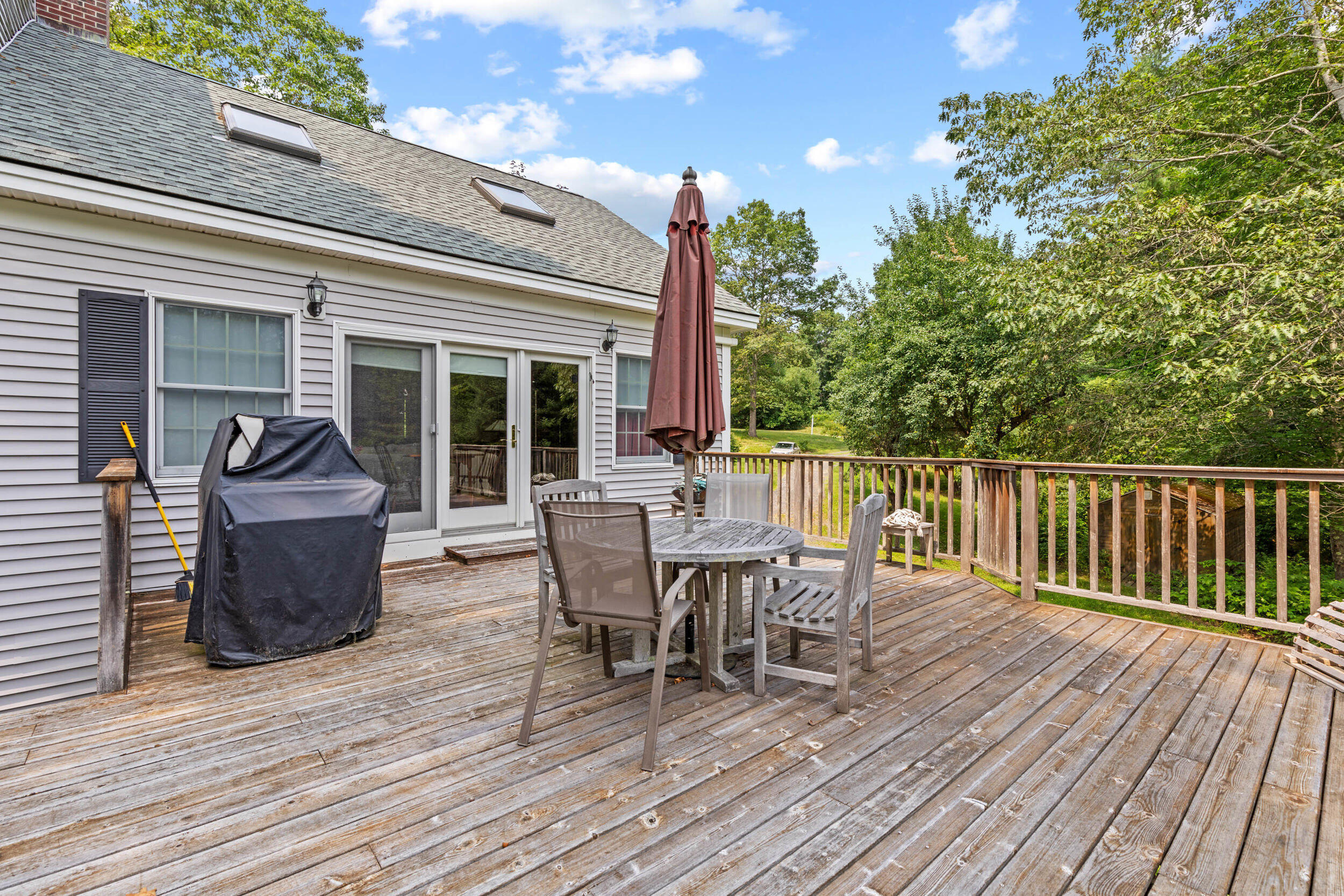 Windham, Maine, 04062, United States, 4 Bedrooms Bedrooms, ,3 BathroomsBathrooms,Residential,For Sale,1923834