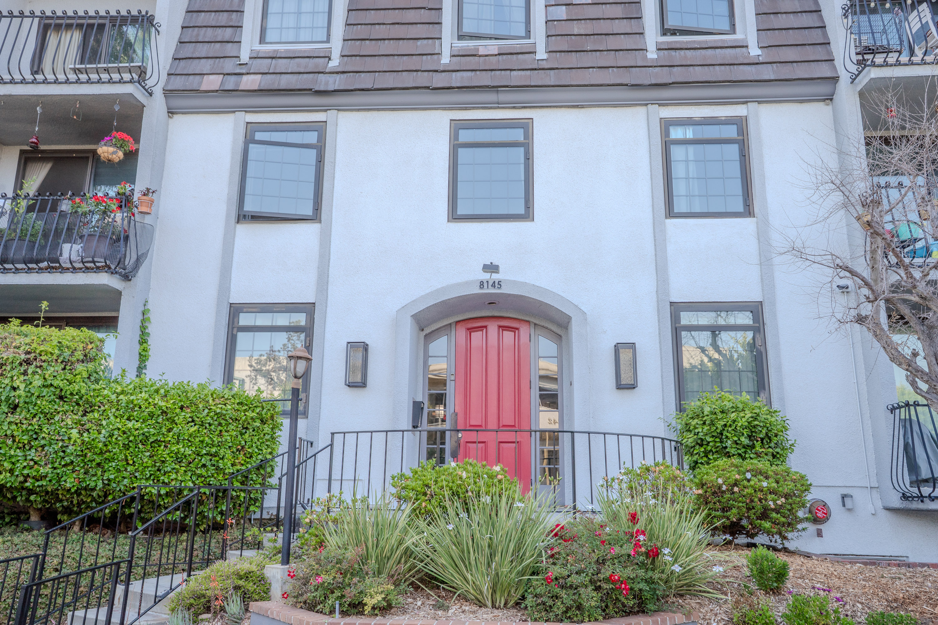  8145 Redlands St - 物件實景
