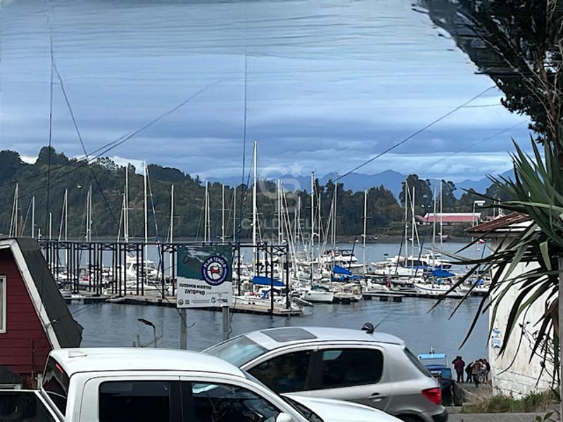 Puerto Montt, Chile, 7 Bedrooms Bedrooms, ,3 BathroomsBathrooms,Residential,For Sale,1991776
