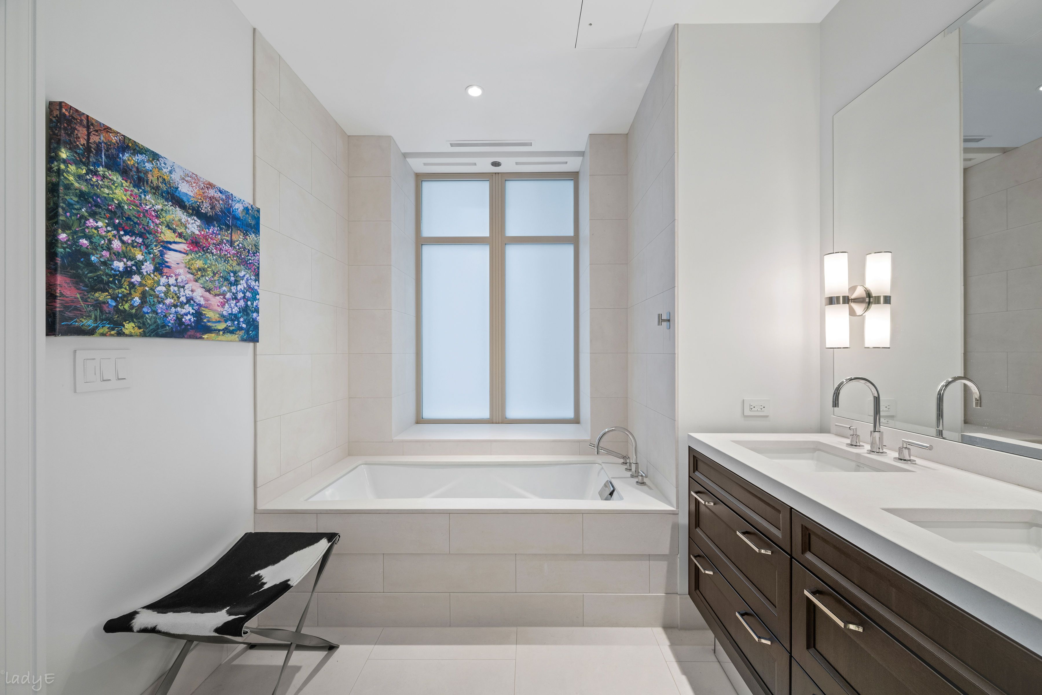  Experience Refined City Living at the Ritz-Carlton Residences - 物件實景
