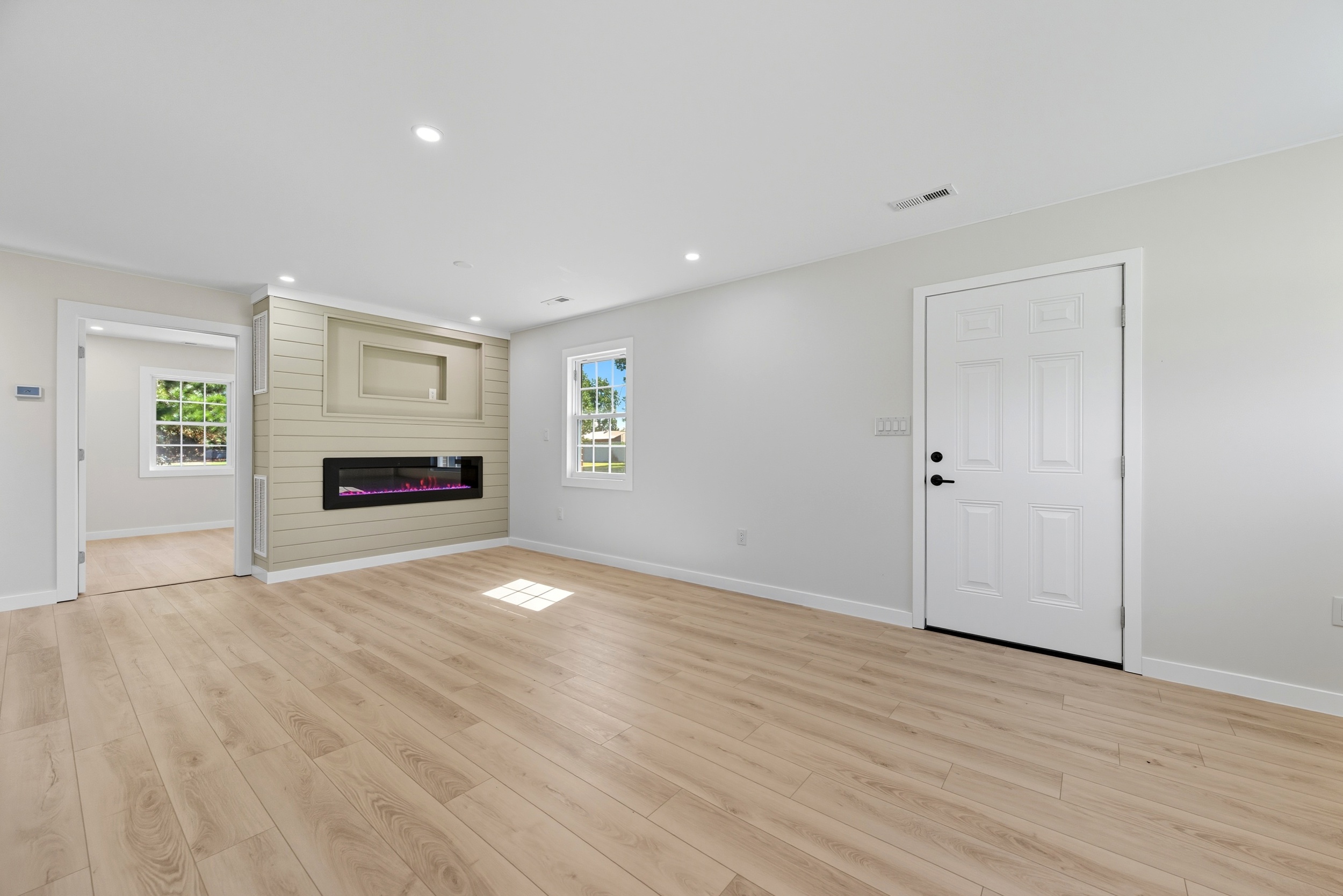 Deltaville, Virginia, 230432093, United States, 4 Bedrooms Bedrooms, ,4 BathroomsBathrooms,Residential,For Sale,1983075