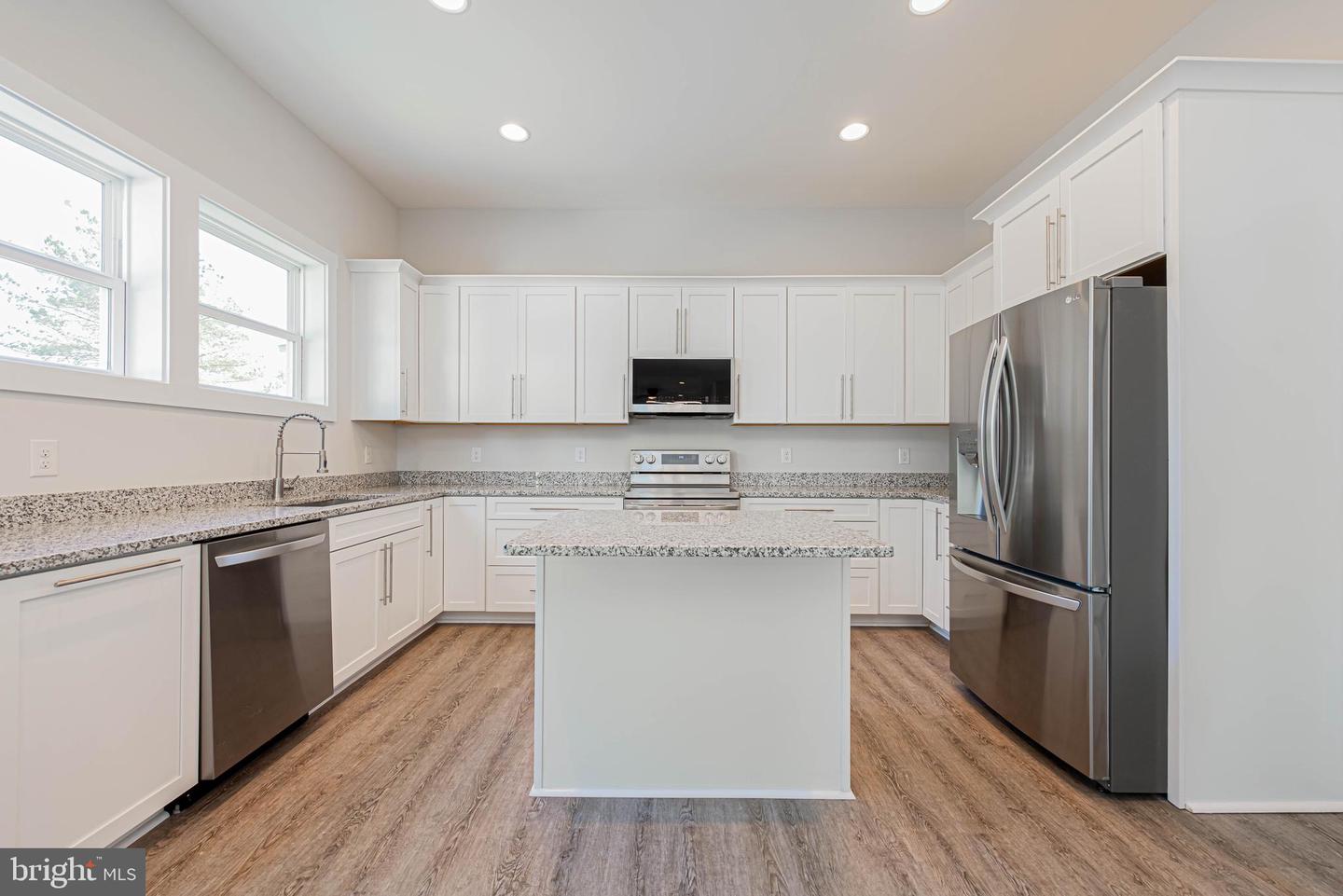 Ocean View, Delaware, 19970, United States, 5 Bedrooms Bedrooms, ,4 BathroomsBathrooms,Residential,For Sale,2002976