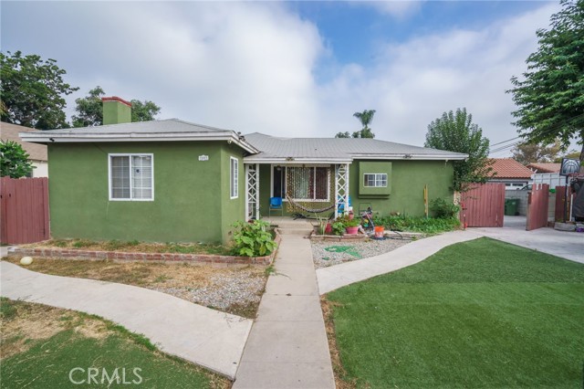 Compton, California, 90221, United States, 2 Bedrooms Bedrooms, ,2 BathroomsBathrooms,Residential,For Sale,1887807