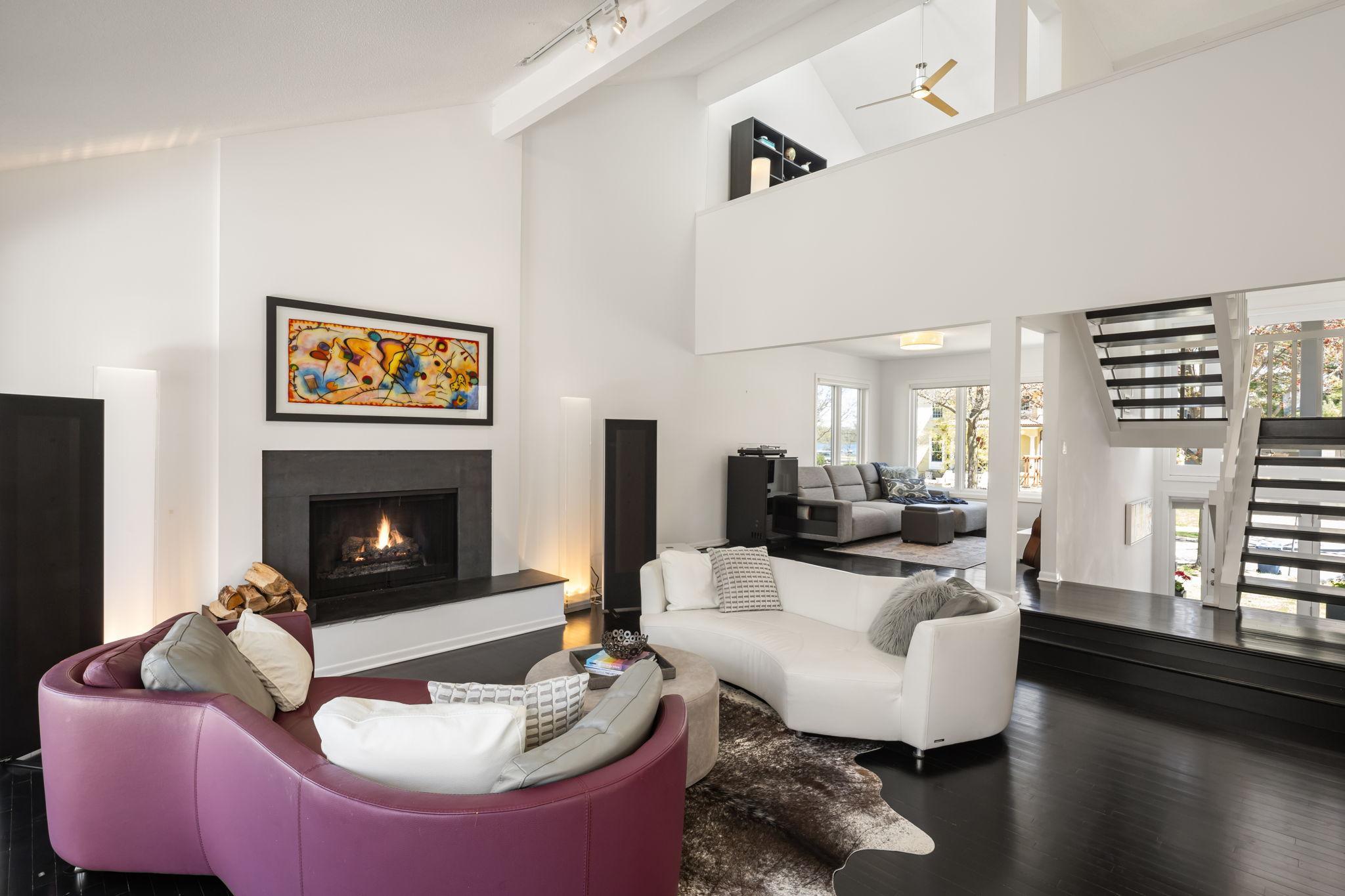 Minneapolis, Minnesota, 55410, United States, 4 Bedrooms Bedrooms, ,2 BathroomsBathrooms,Residential,For Sale,1805431