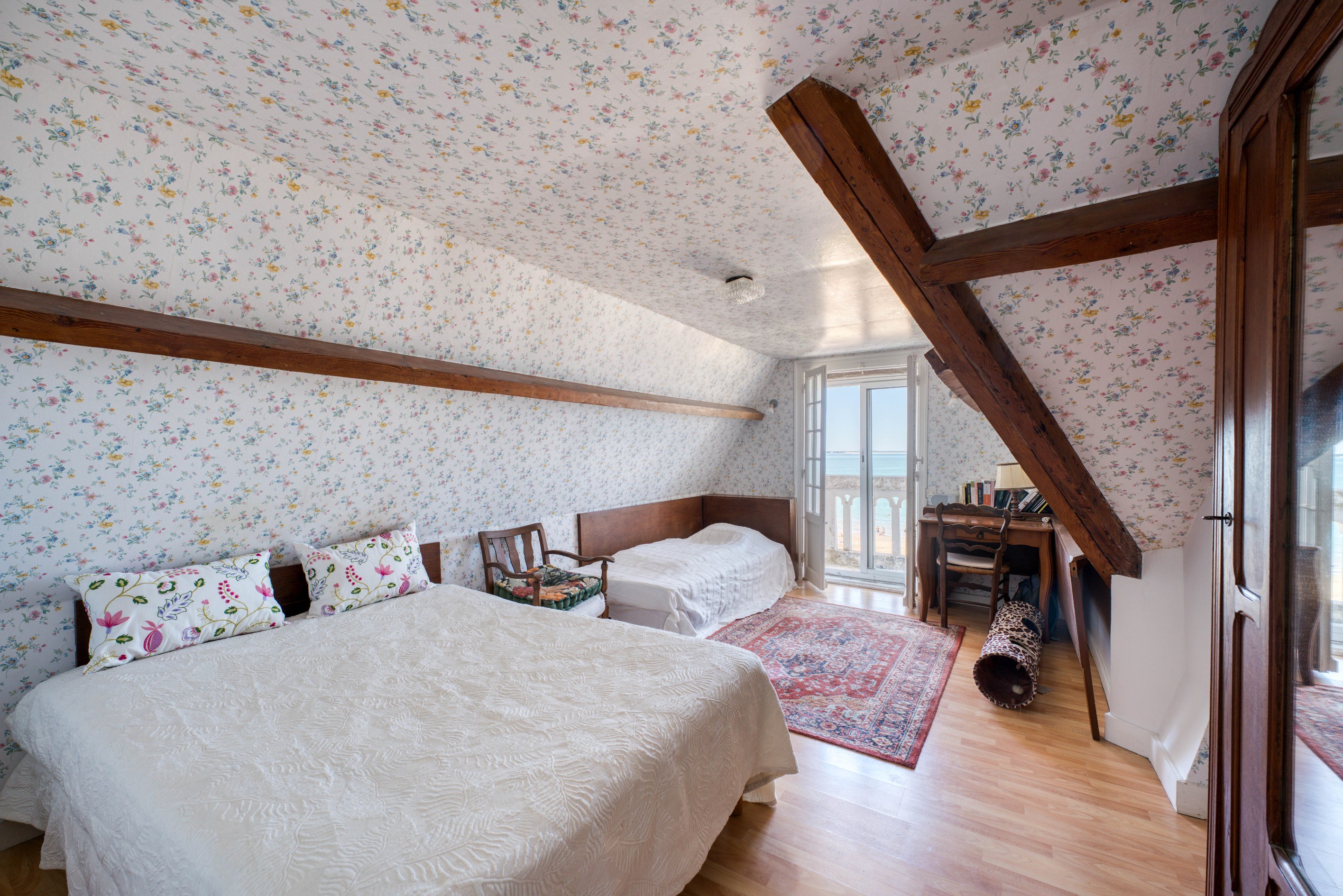  EXCEPTIONAL BELLE ÉPOQUE RESIDENCE ON THE WATERFRONT ROYAN - 物件實景