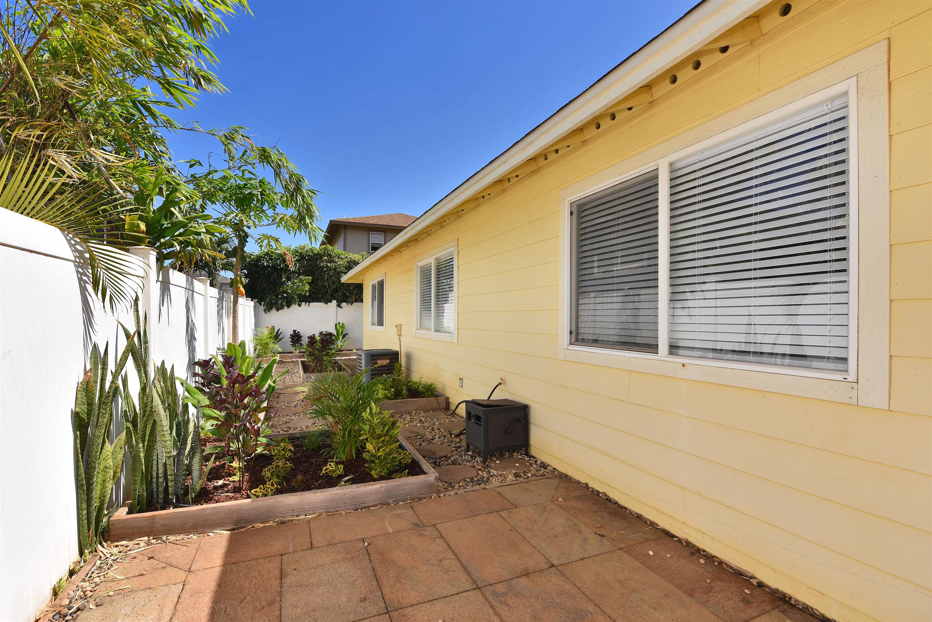 Kihei, Hawaii, 96753, United States, 3 Bedrooms Bedrooms, ,2 BathroomsBathrooms,Residential,For Sale,1896219