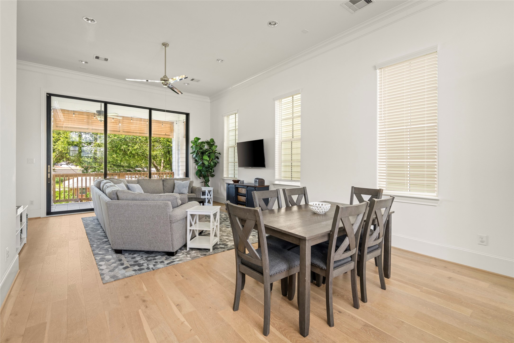  3418 Timbergrove Heights Street - 物件實景