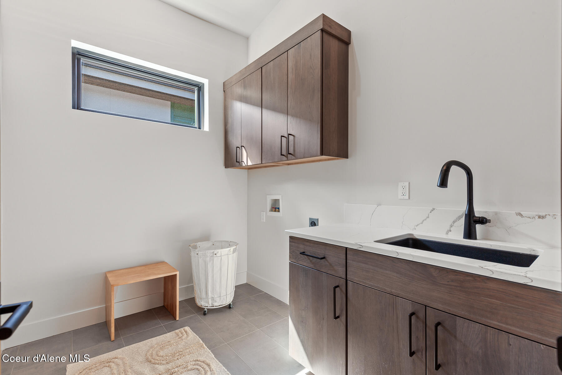 Coeur d'Alene, Idaho, 83814, United States, 3 Bedrooms Bedrooms, ,4 BathroomsBathrooms,Residential,For Sale,1983966