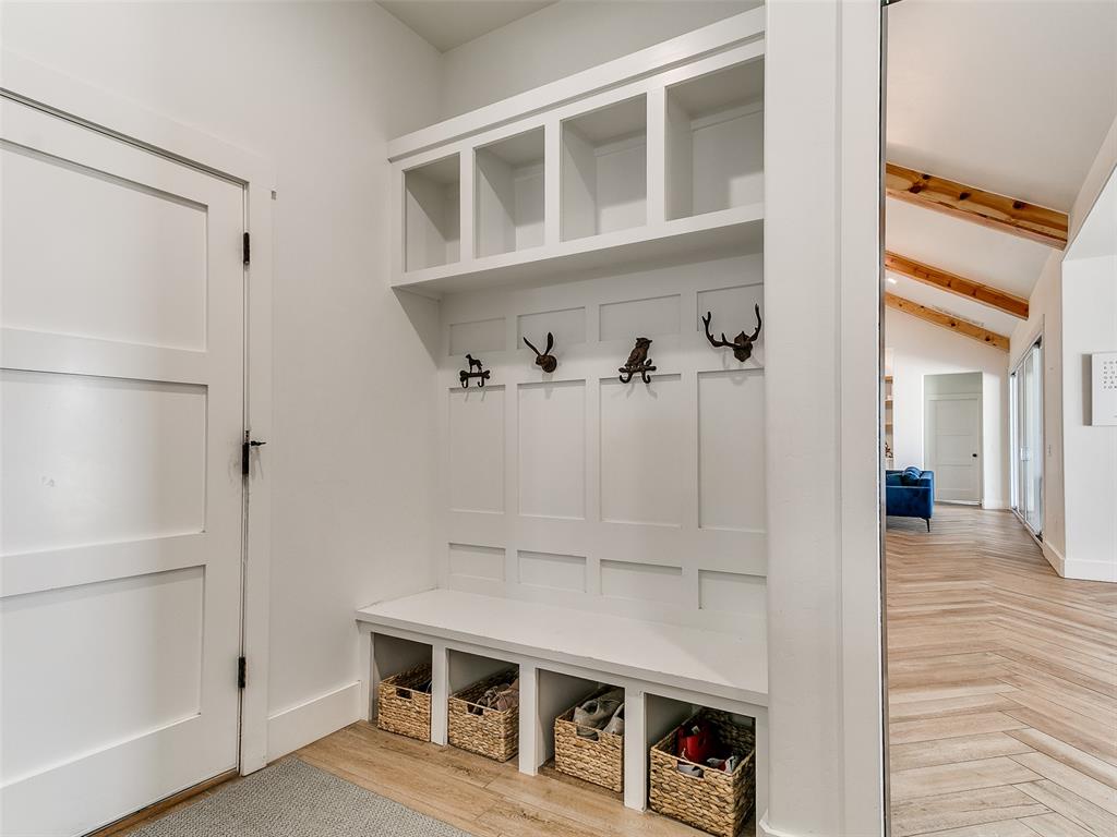 Piedmont, Oklahoma, 73078, United States, 4 Bedrooms Bedrooms, ,6 BathroomsBathrooms,Residential,For Sale,1974155