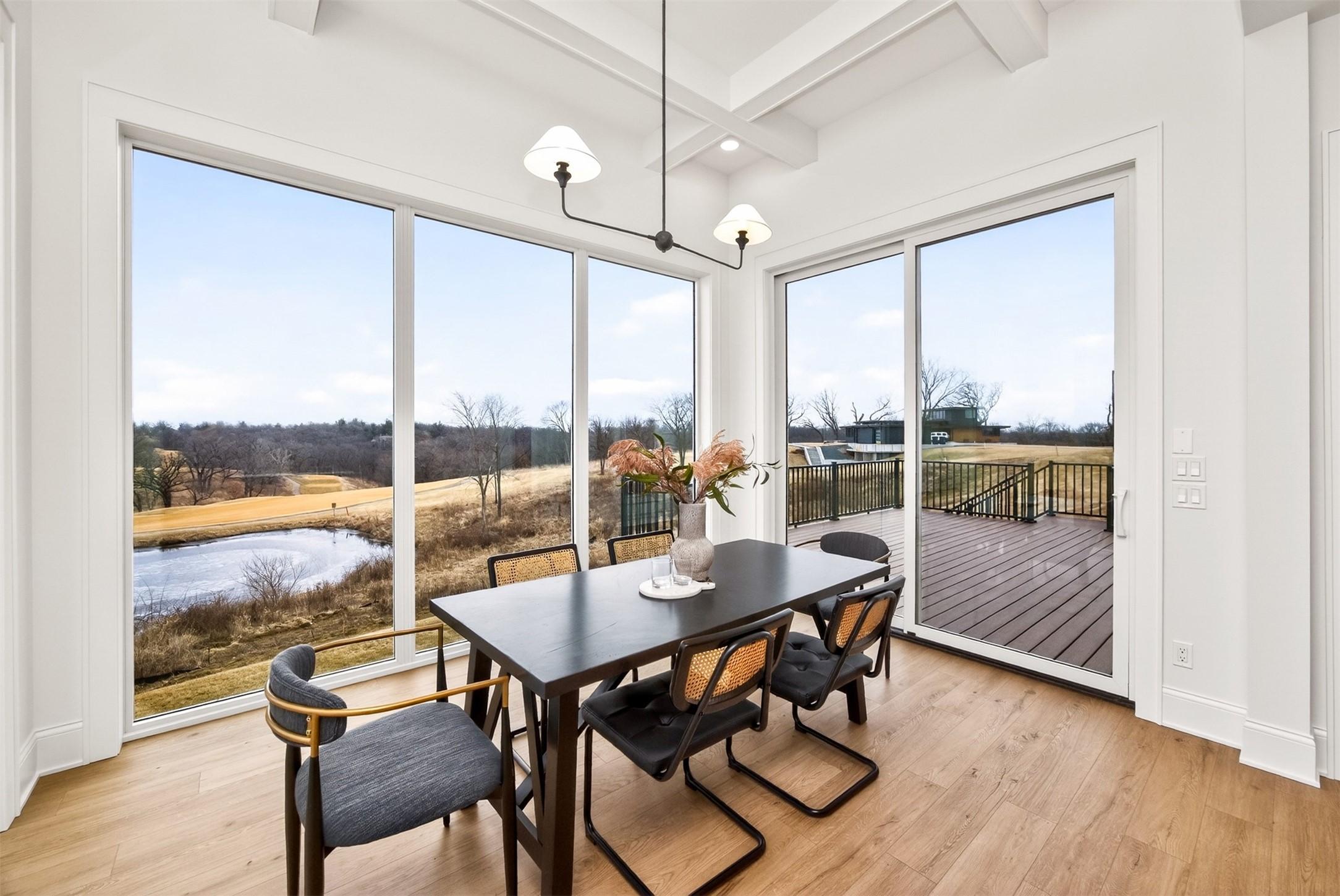 Pella, Iowa, 50219, United States, 5 Bedrooms Bedrooms, ,5 BathroomsBathrooms,Residential,For Sale,2019624