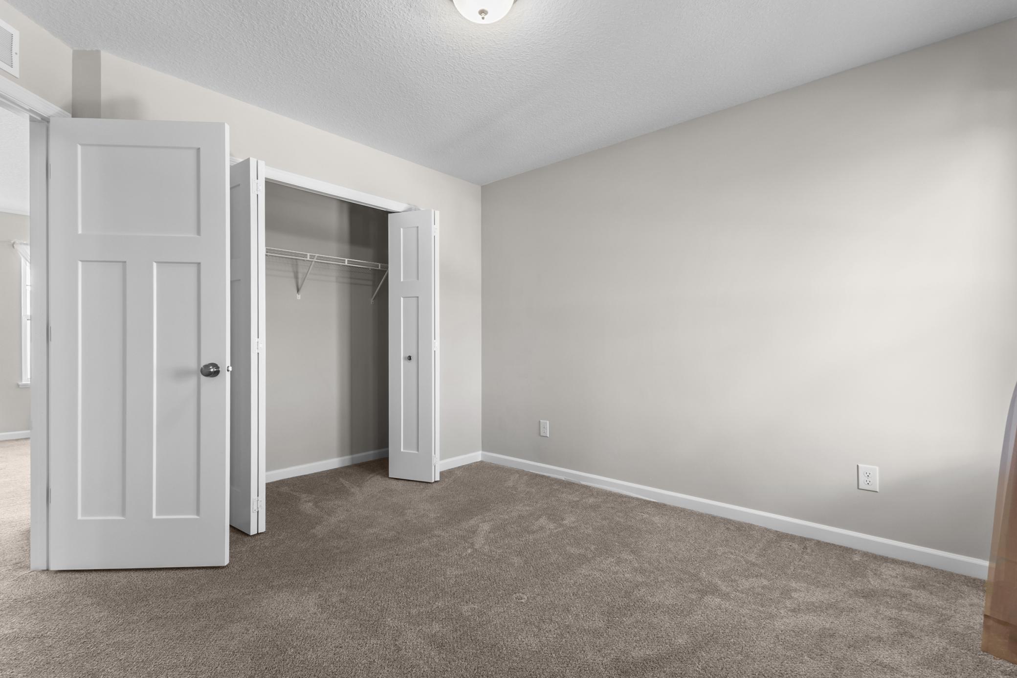 Farmington, Minnesota, 55024, United States, 4 Bedrooms Bedrooms, ,2 BathroomsBathrooms,Residential,For Sale,1991916