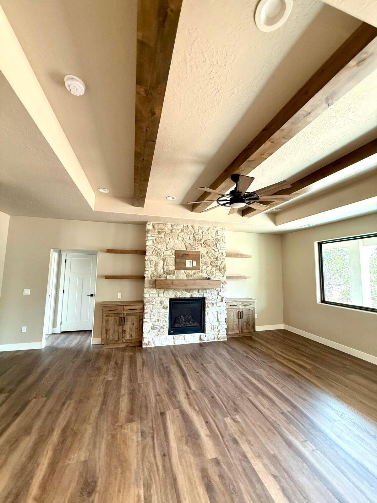 Cedar City, Utah, 84720, United States, 4 Bedrooms Bedrooms, ,3 BathroomsBathrooms,Residential,For Sale,1691817