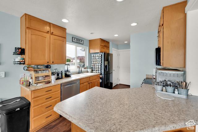 Erda, Utah, 84074, United States, 5 Bedrooms Bedrooms, ,3 BathroomsBathrooms,Residential,For Sale,1916453