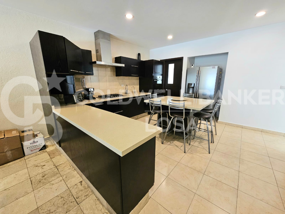 Naucalpan de Juárez, Estado de méxico, 53297, Mexico, 3 Bedrooms Bedrooms, ,3 BathroomsBathrooms,Residential,For Sale,1916979