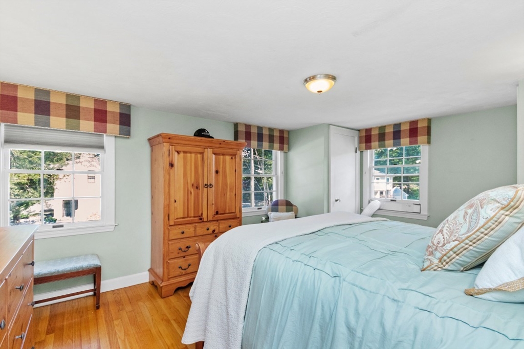 Westwood, Massachusetts, 02090, United States, 3 Bedrooms Bedrooms, ,2 BathroomsBathrooms,Residential,For Sale,1902303