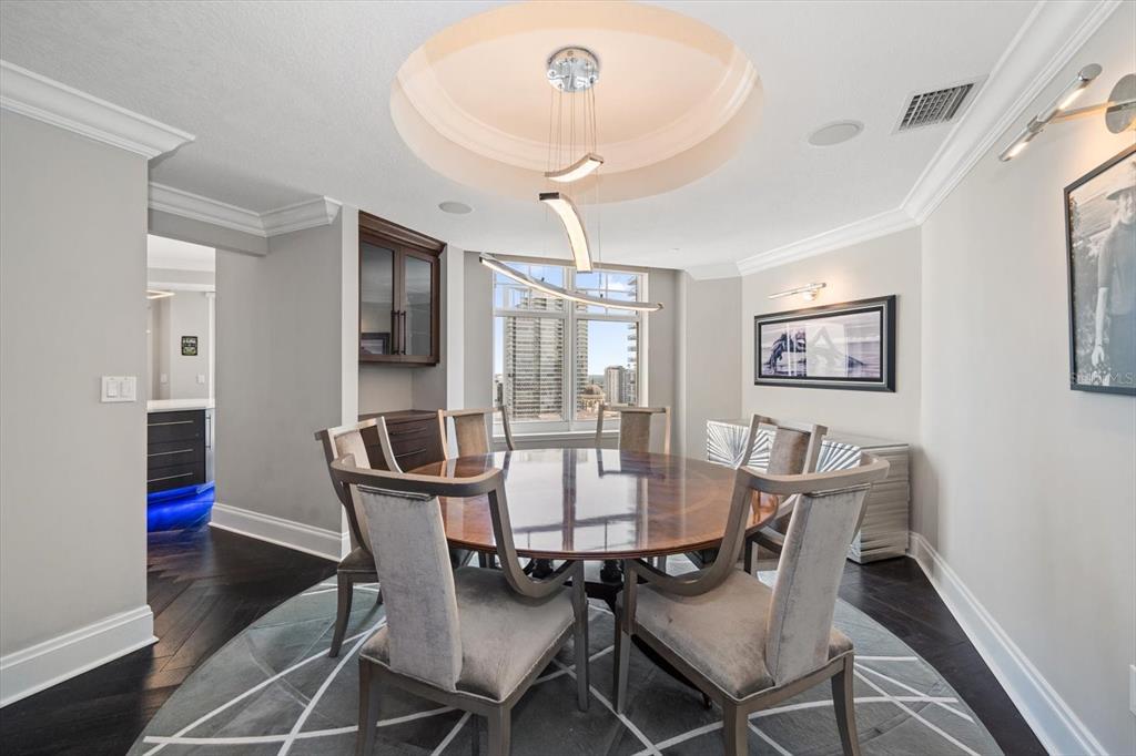 100 Beach Drive NE Unit 1900, St Petersburg, Florida, 33701, United States, 4 Bedrooms Bedrooms, ,6 BathroomsBathrooms,Residential,For Sale,100 Beach Drive NE Unit 1900,1618672