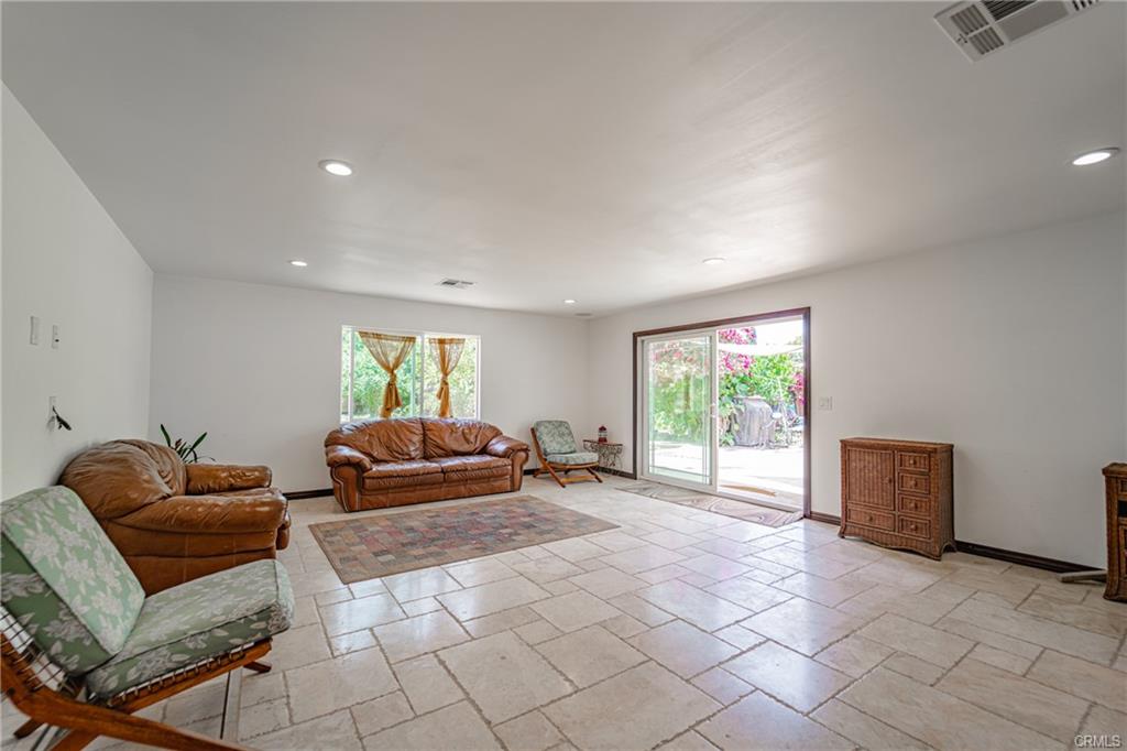 3697 Elford Dr, Whittier, California, 90601, United States, 4 Bedrooms Bedrooms, ,5 BathroomsBathrooms,Residential,For Sale,3697 Elford Dr,1103962
