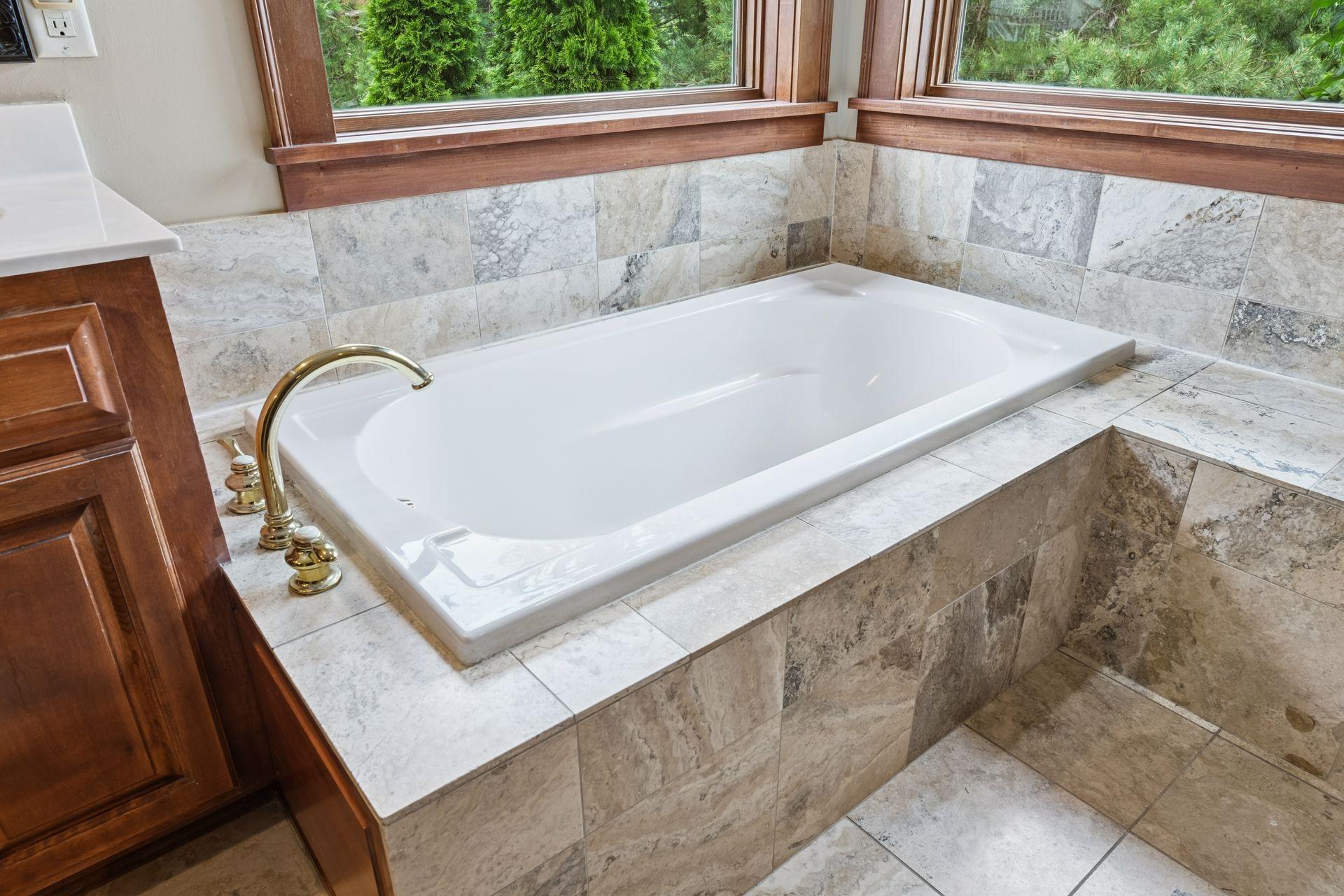 Chaska, Minnesota, 55318, United States, 5 Bedrooms Bedrooms, ,3 BathroomsBathrooms,Residential,For Sale,1907432