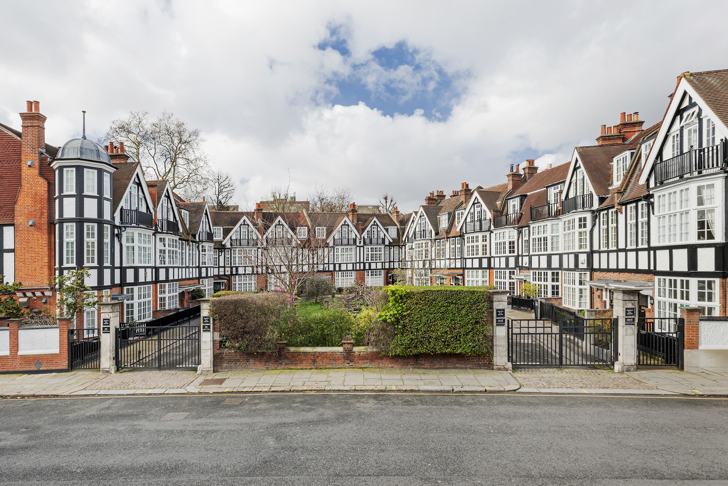  Beautiful family house overlooking Queen’s Elm Square - 物件實景