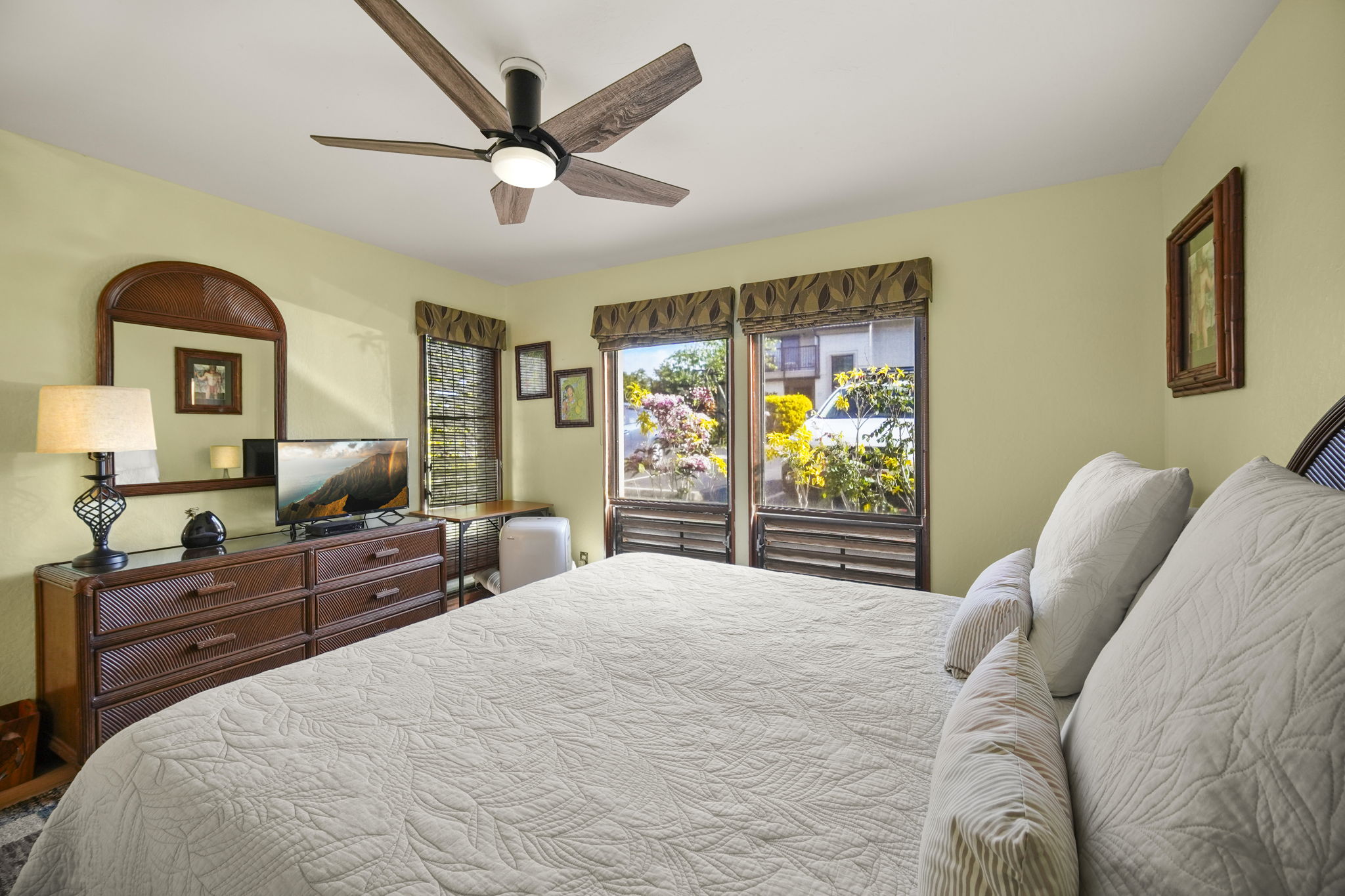 Koloa, Hawaii, 96756, United States, 2 Bedrooms Bedrooms, ,2 BathroomsBathrooms,Residential,For Sale,1700180