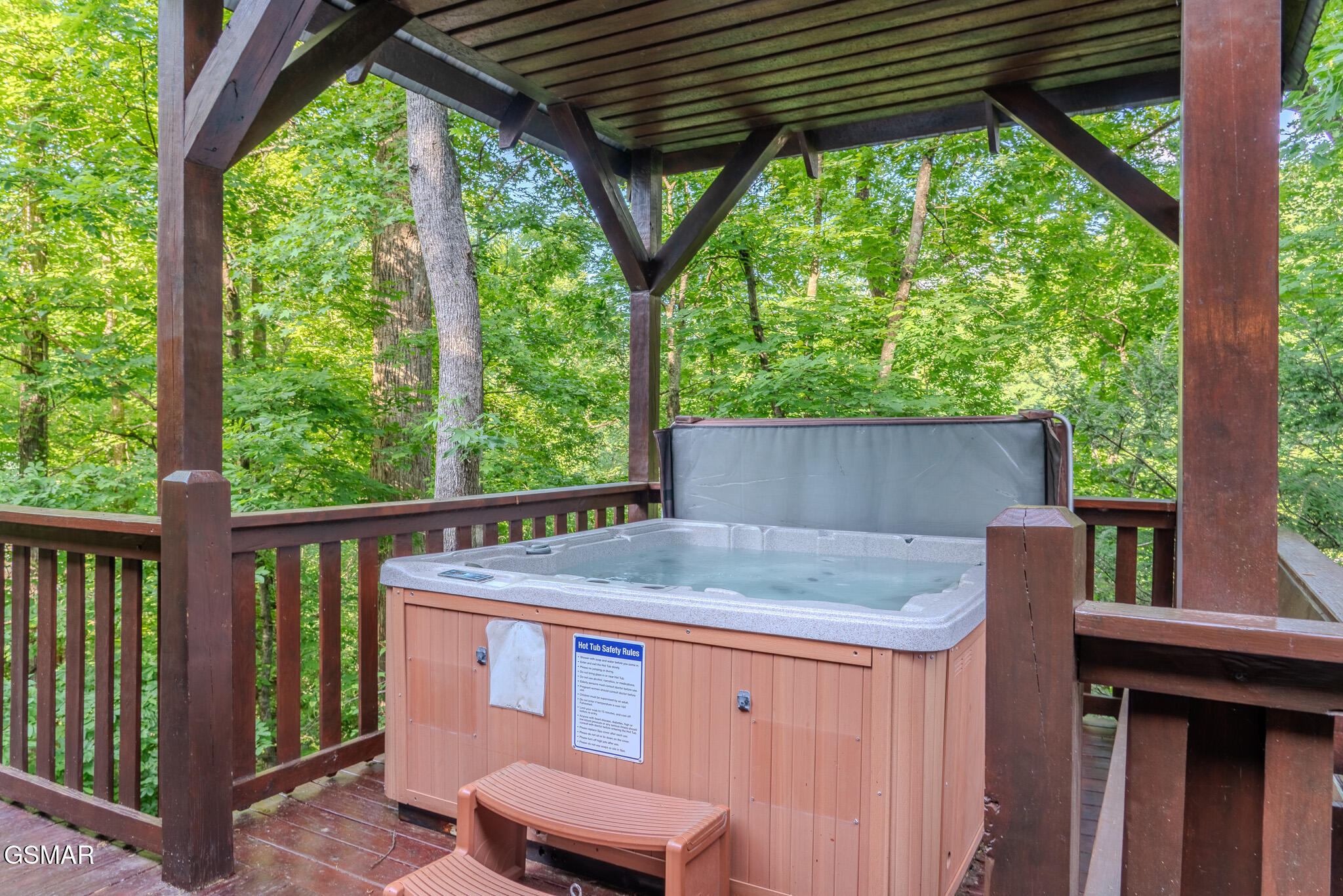 Gatlinburg, Tennessee, 37738, United States, 5 Bedrooms Bedrooms, ,4 BathroomsBathrooms,Residential,For Sale,1835099