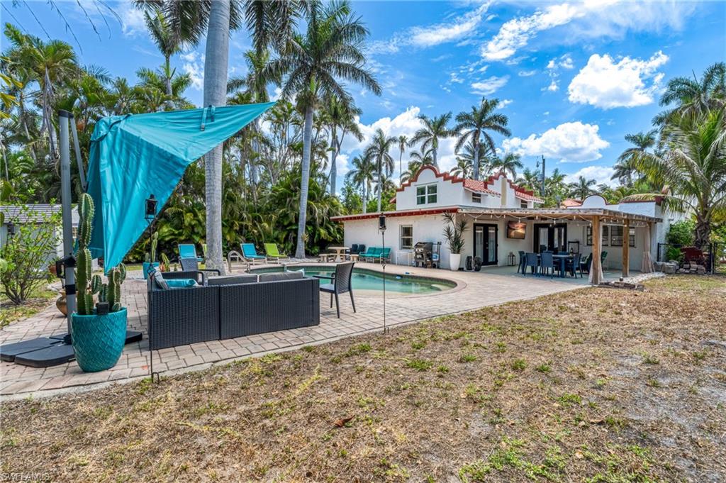 Fort Myers, Florida, 33901, United States, 3 Bedrooms Bedrooms, ,3 BathroomsBathrooms,Residential,For Sale,1991047