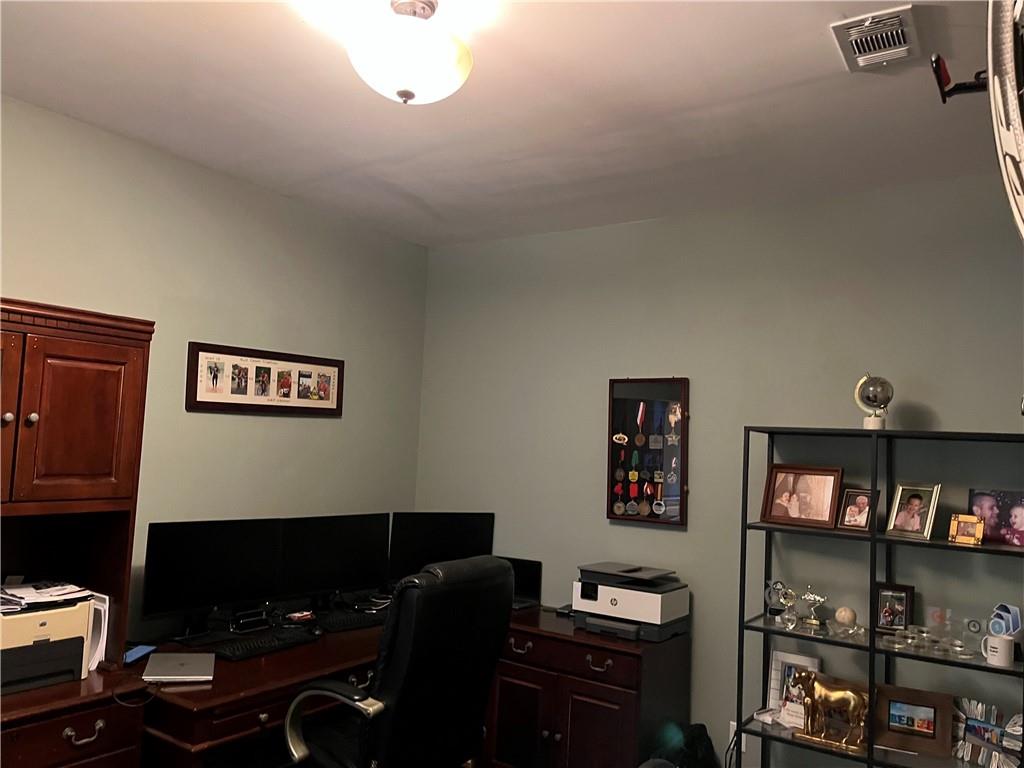 Cumming, Georgia, 30041, United States, 3 Bedrooms Bedrooms, ,3 BathroomsBathrooms,Residential,For Sale,1914655