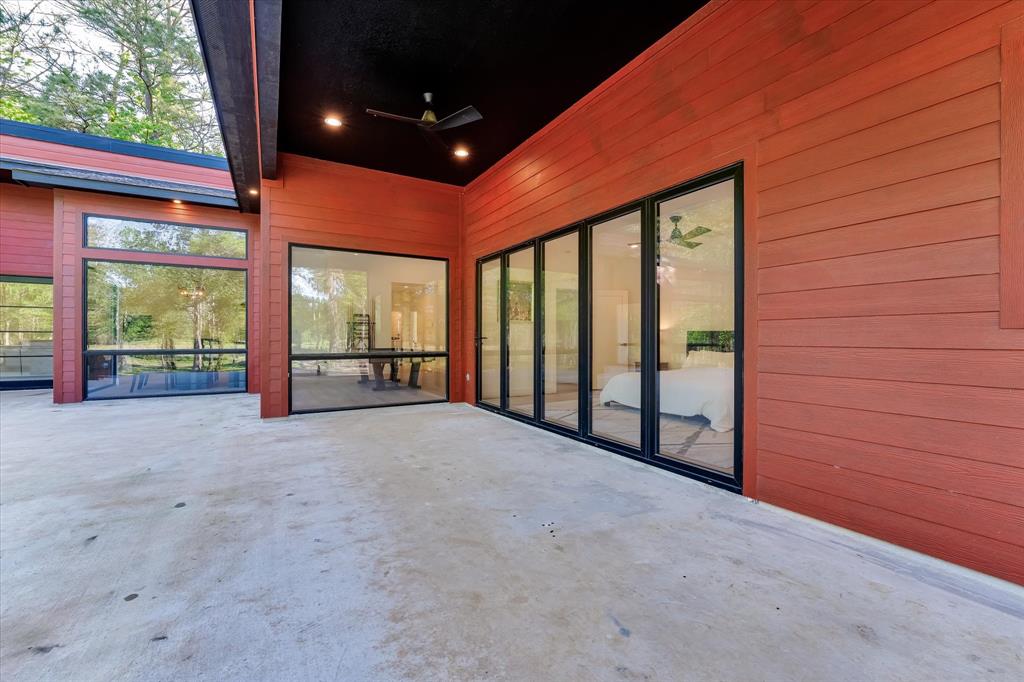 Conroe, Texas, 77303, United States, 3 Bedrooms Bedrooms, ,4 BathroomsBathrooms,Residential,For Sale,1976413