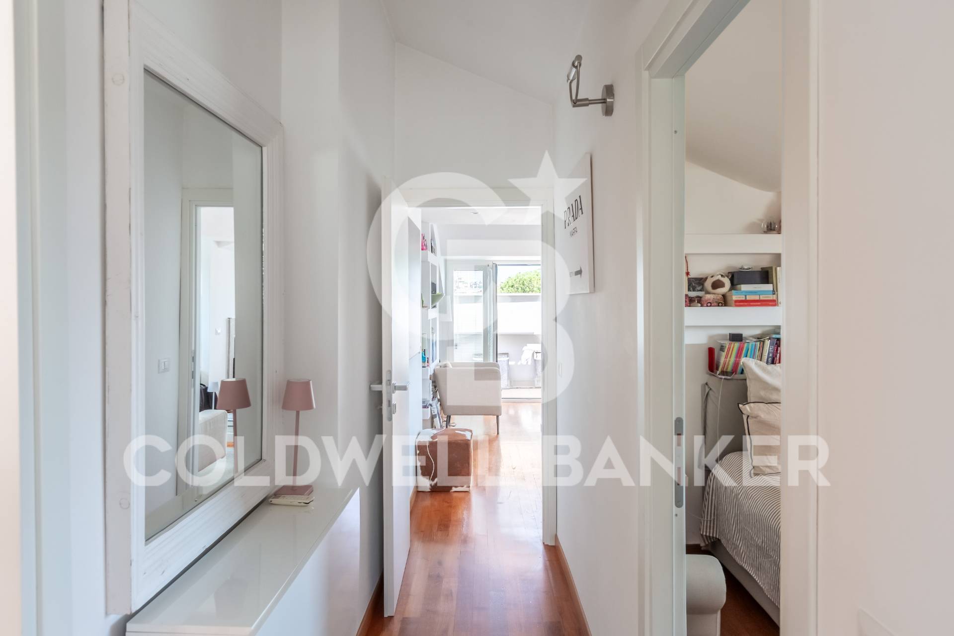 Roma, Roma, 00100, IT, 2 Bedrooms Bedrooms, ,2 BathroomsBathrooms,Residential,For Sale,1957562