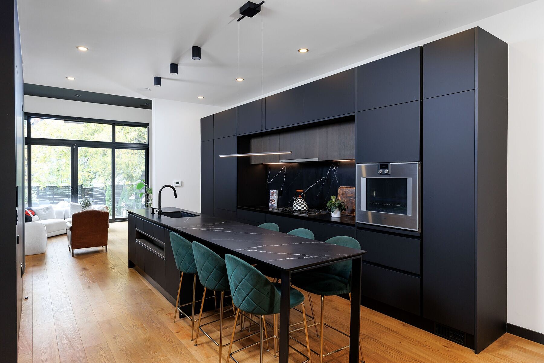  34 Hastings Ave - 物件實景