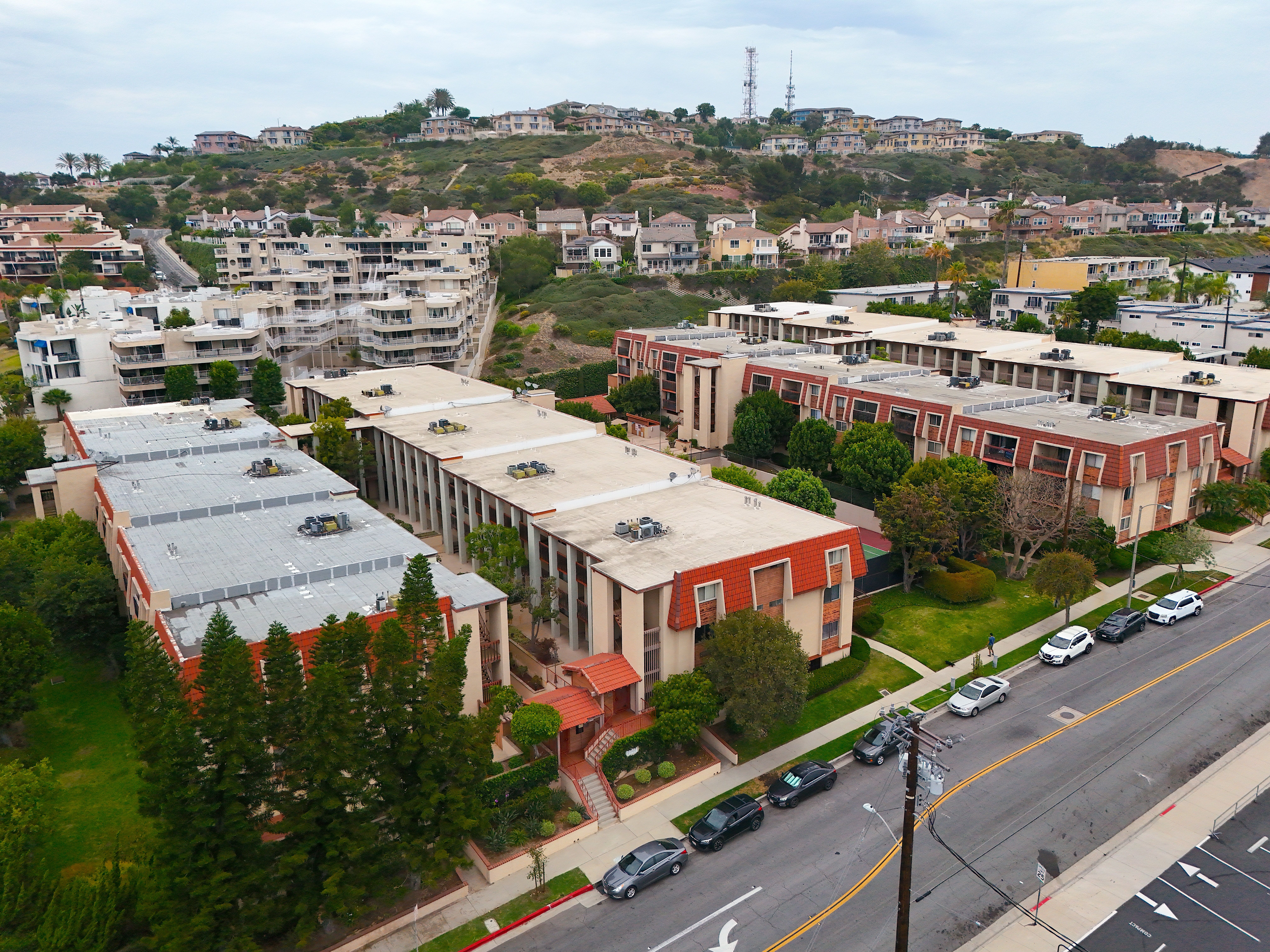  2001 E. 21st Street Unit 327, Signal Hill, CA 90755 - 物件實景