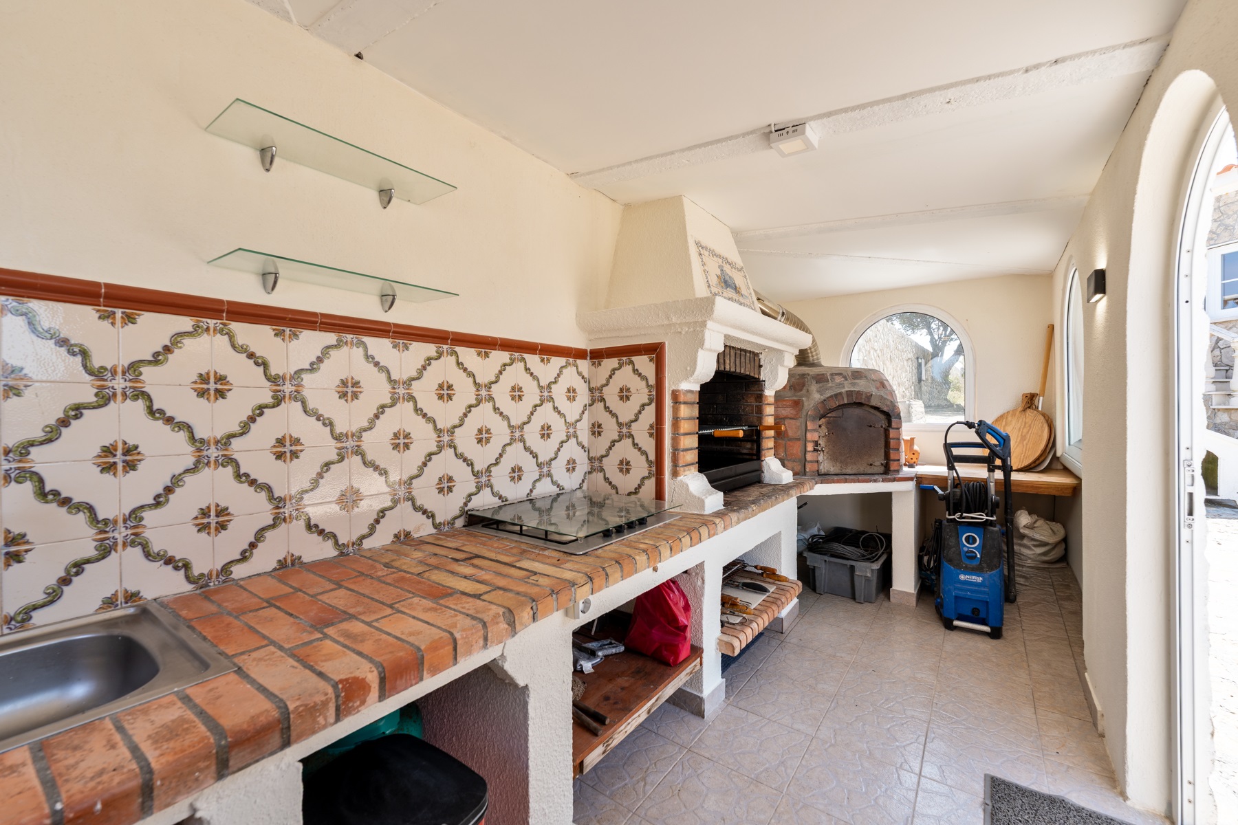  Country Estate, 9 bedrooms, for Sale - 物件實景