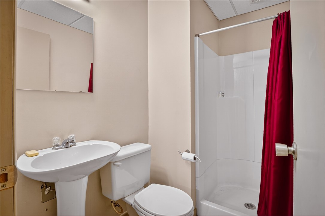 Cranberry Twp, Pennsylvania, 16066, United States, 3 Bedrooms Bedrooms, ,3 BathroomsBathrooms,Residential,For Sale,1932228